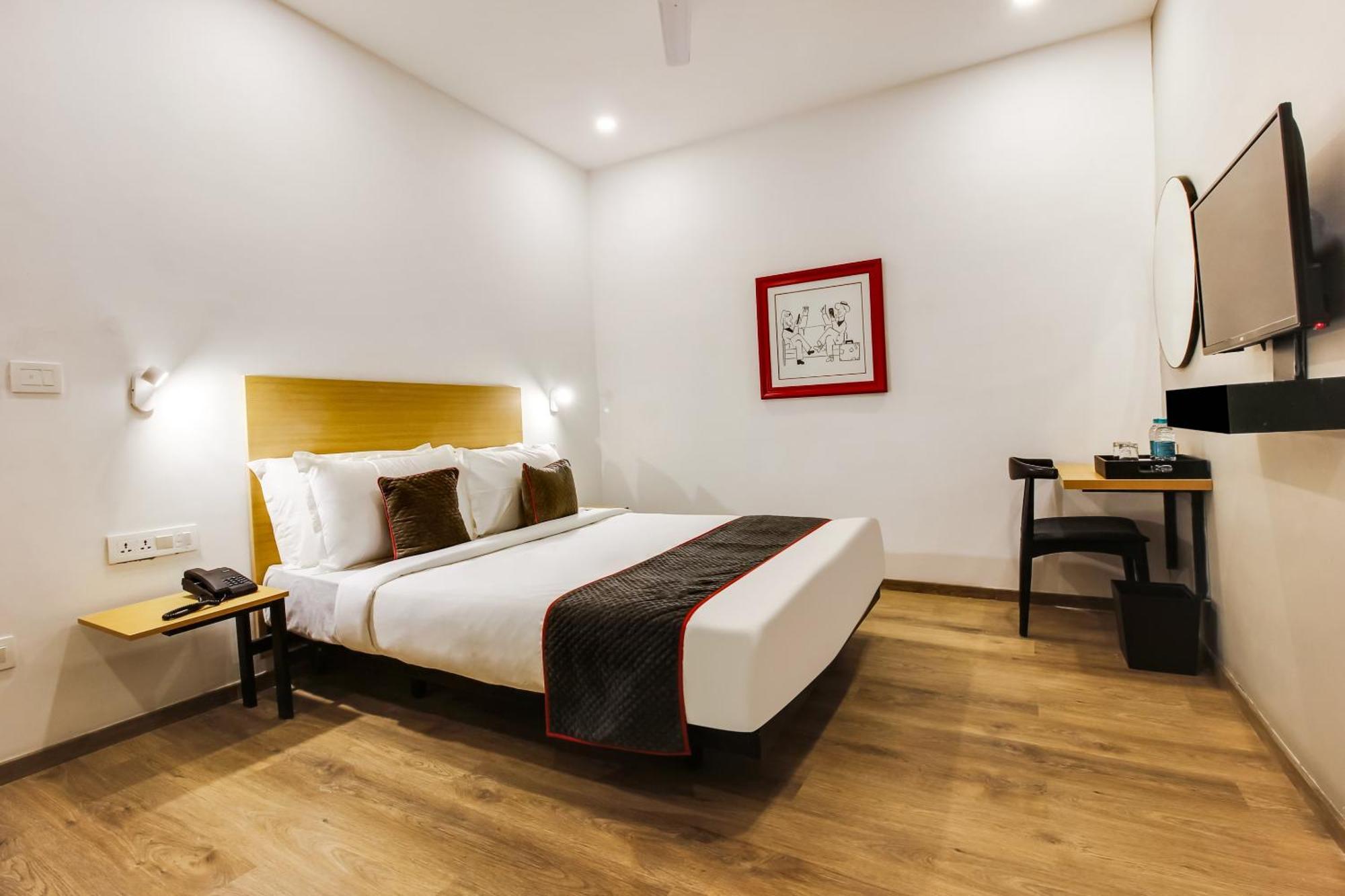 Townhouse De Alphabet Hotel