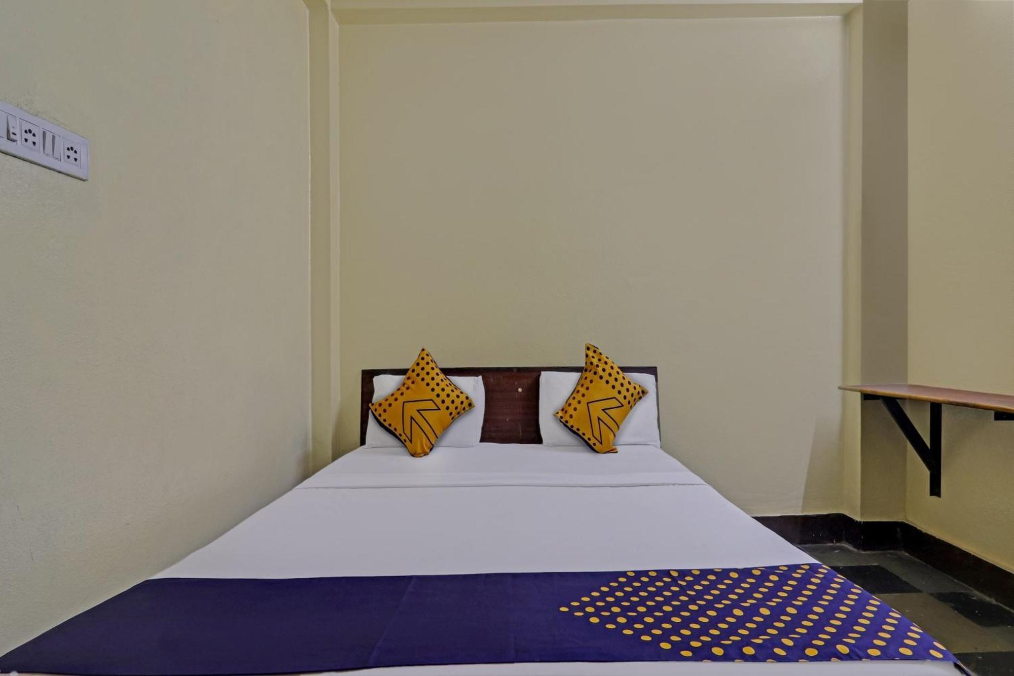 Hotel Spot On Kanha Residency Near Birla Mandir 2*