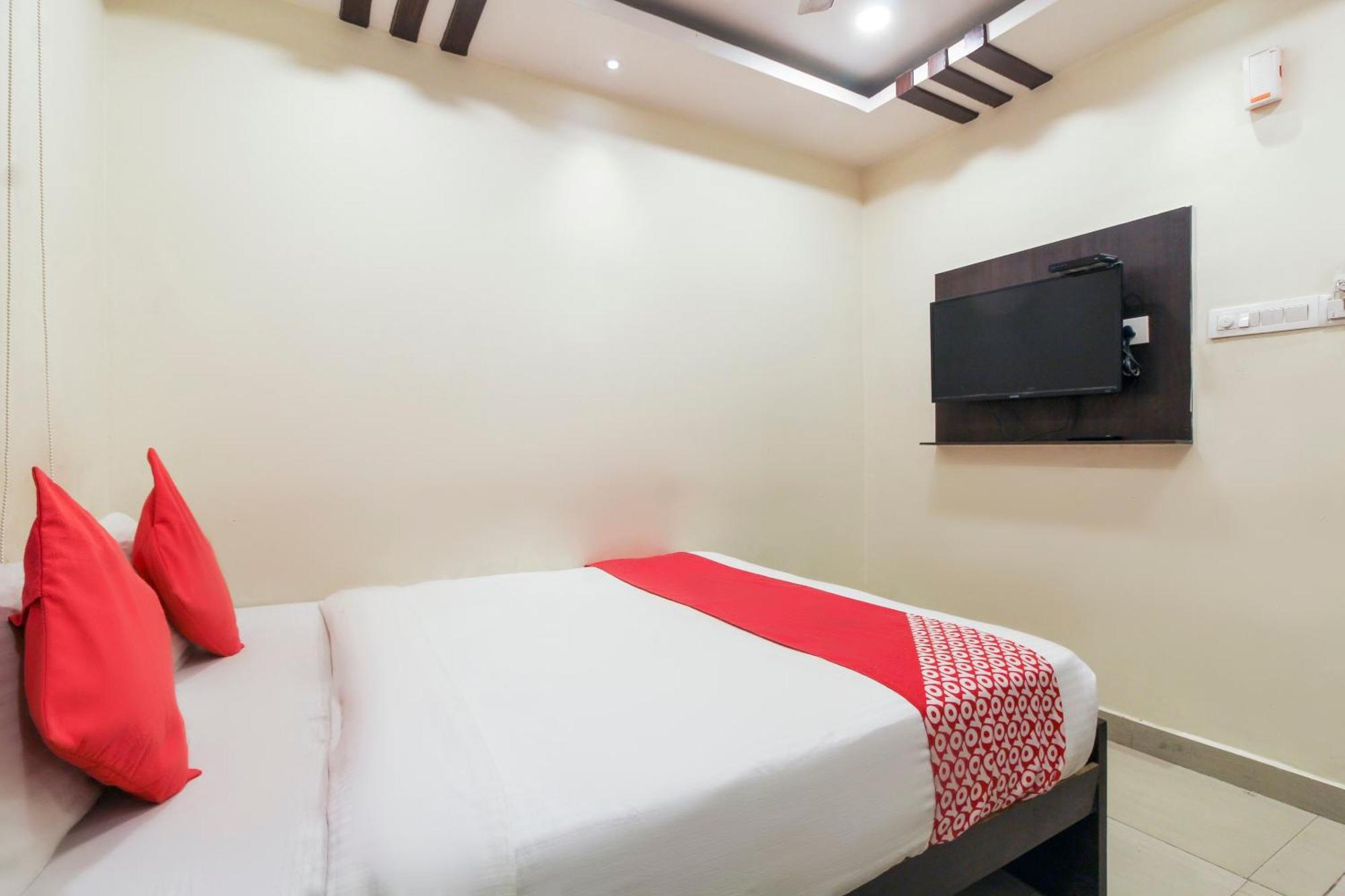 Hotel O Sri Harsha Residency Near Jntu Metro 4*