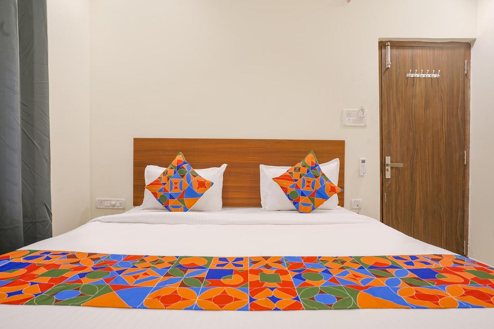 Fabhotel Air Live - Nr Ameerpet Metro Station Hotel Hyderabad