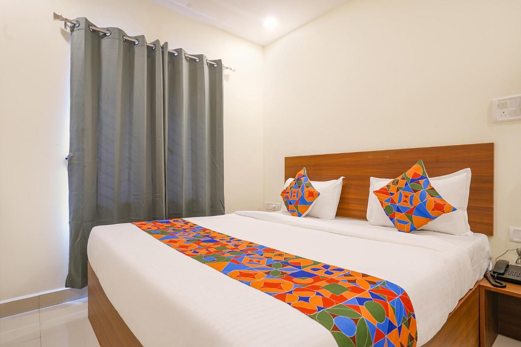 Fabhotel Air Live - Nr Ameerpet Metro Station Hotel 3*