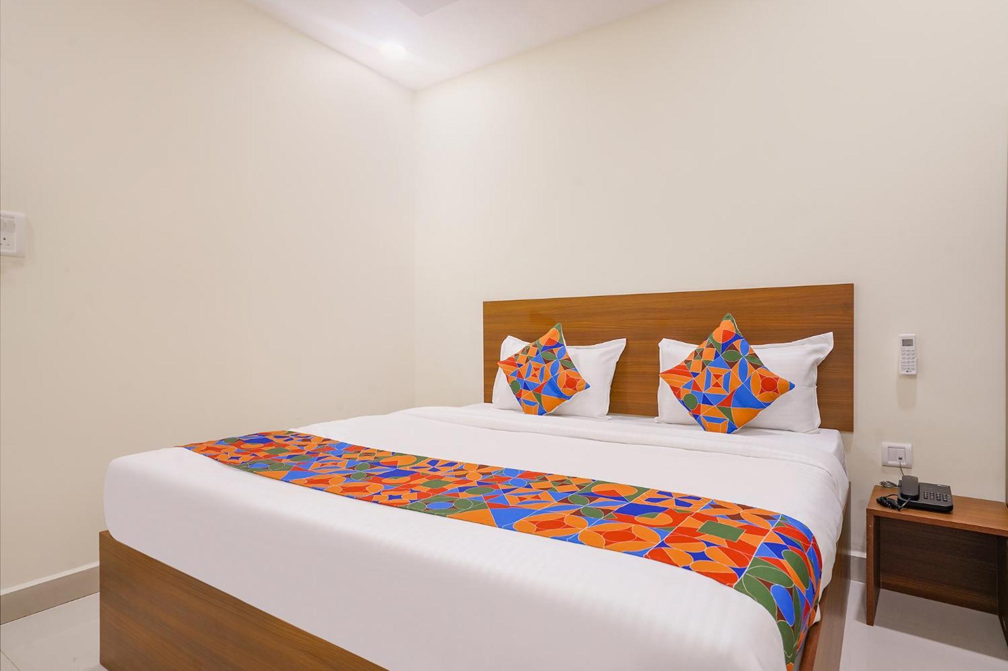 Fabhotel Air Live - Nr Ameerpet Metro Station 3* Hyderabad