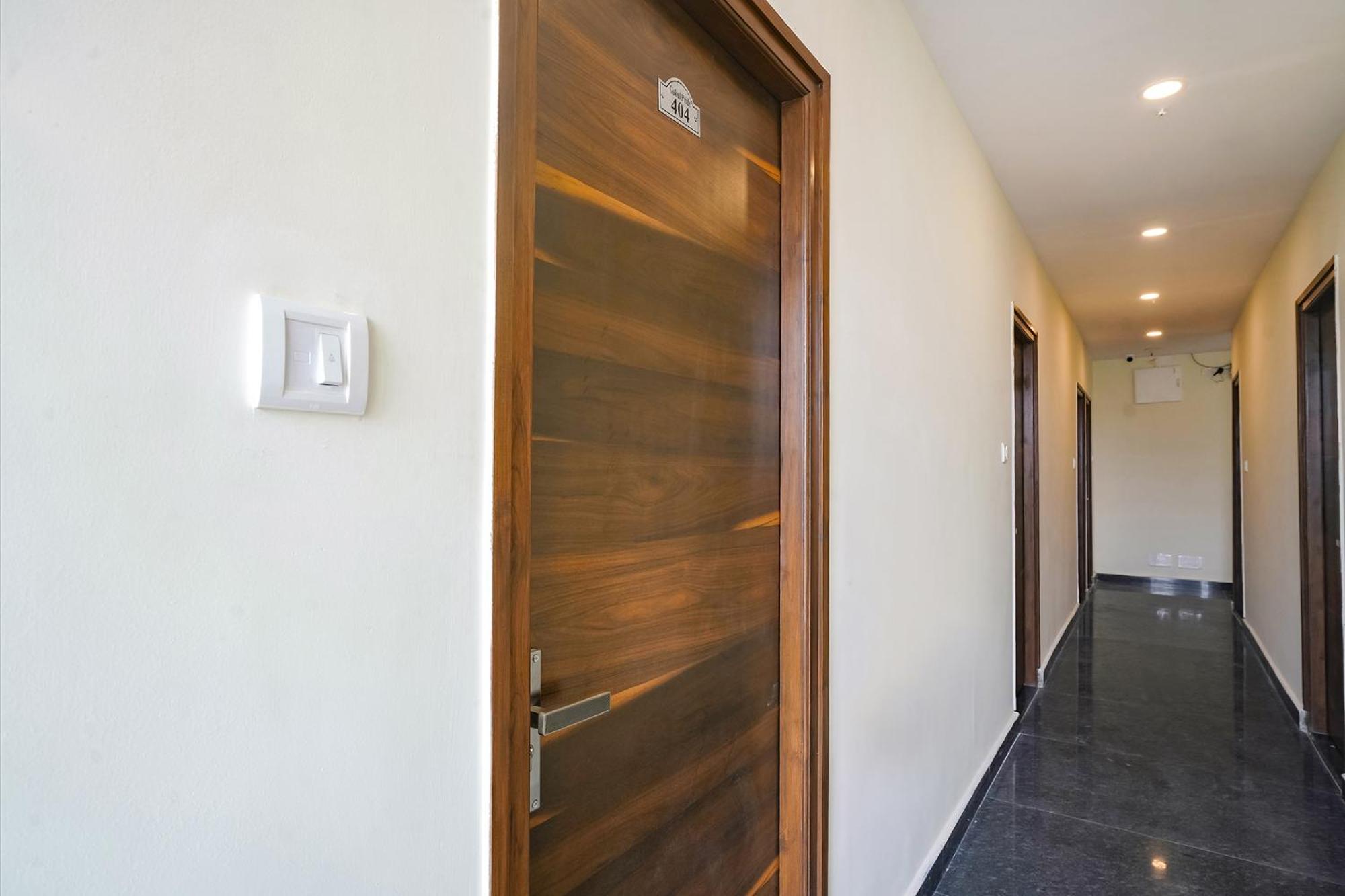 Hotel Fabhotel Air Live - Nr Ameerpet Metro Station