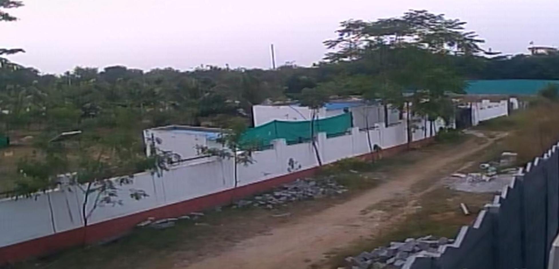 Villa 4br Farm Inside Leonia Hyderabad
