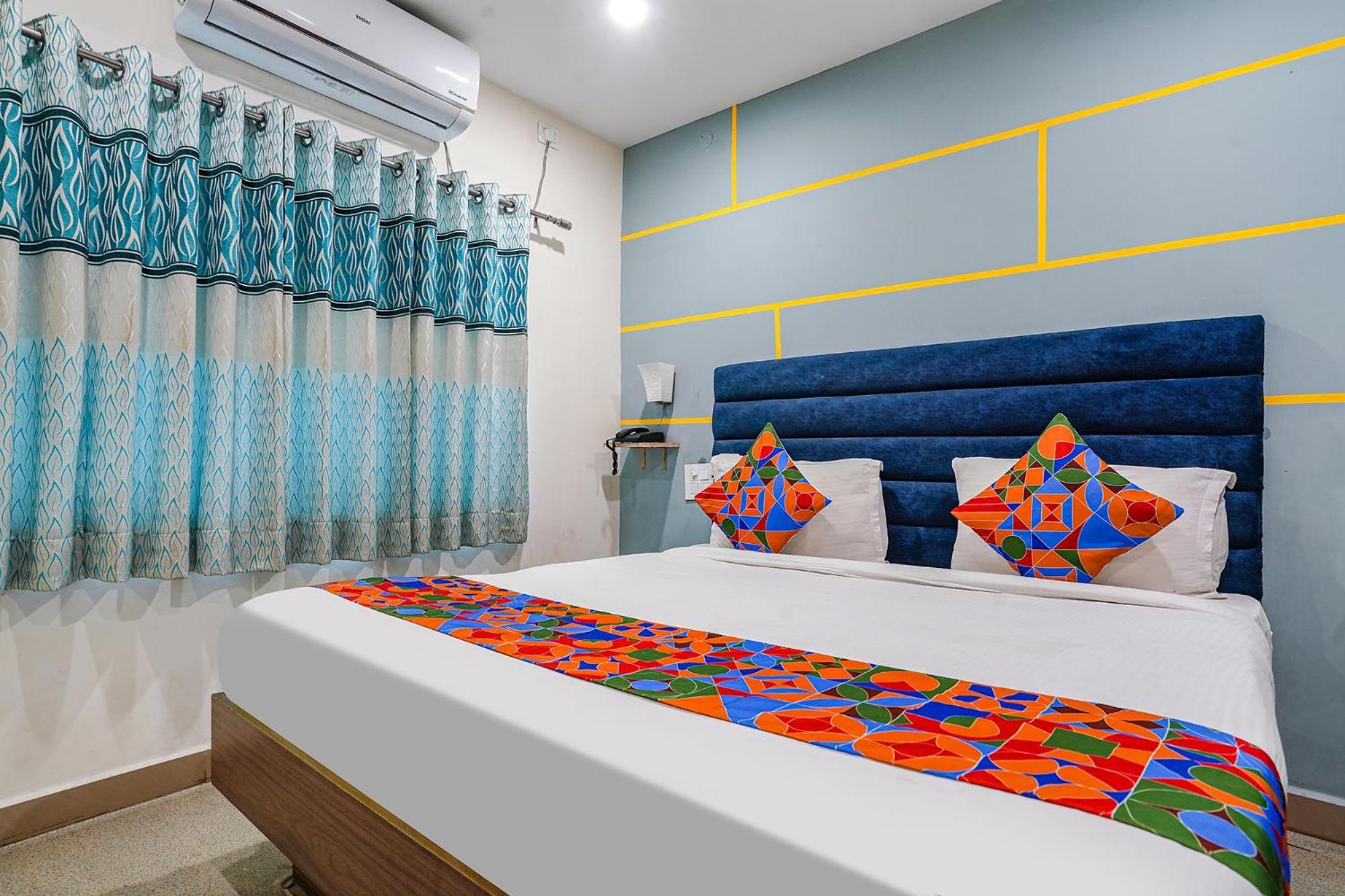 Fabhotel Jkc Grand - Hitech City