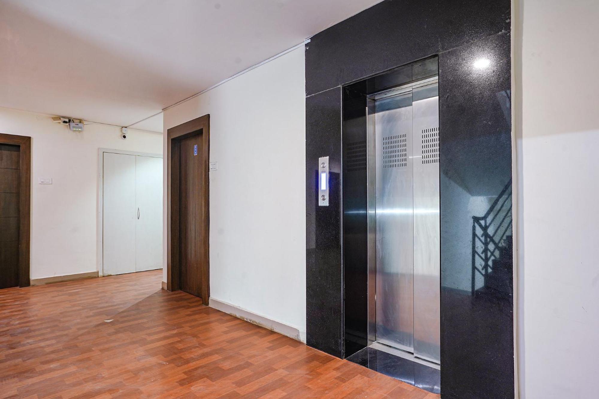 Hotel Fabhotel Jkc Grand - Hitech City 3*