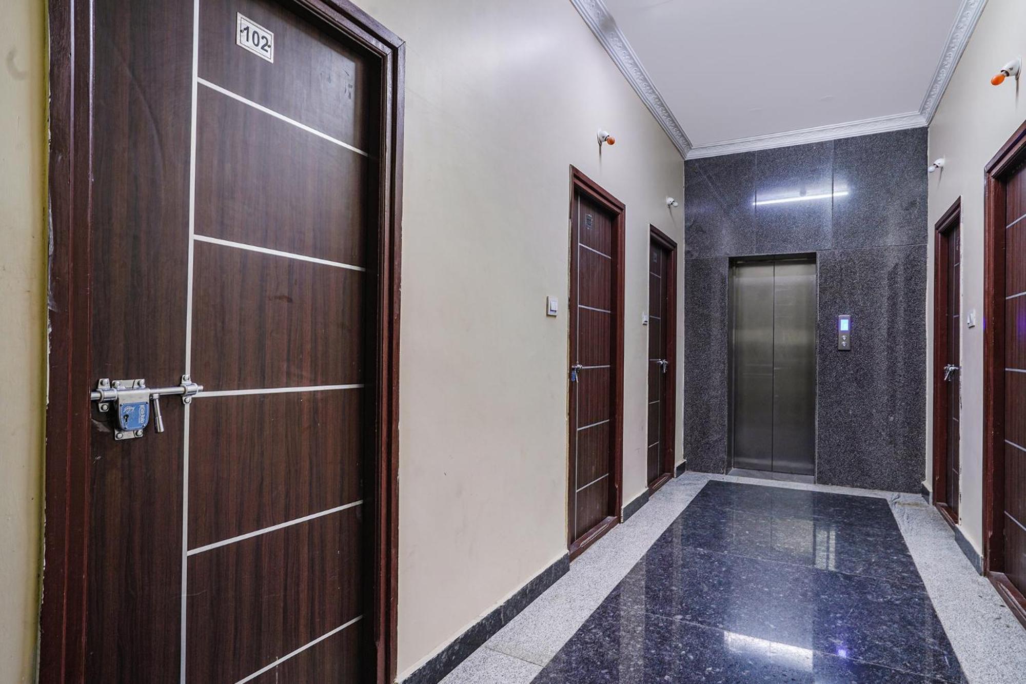 Fabexpress D Grand - Nr Jntu College Metro Station, Kukatpally Hyderabad