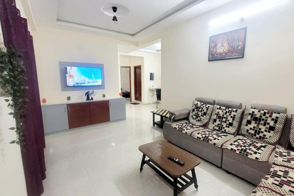 Verizon Stays-2bhk @bachupally Hyderabad