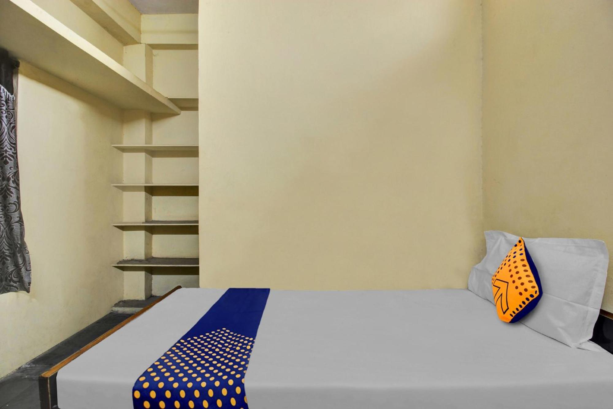 Hotel Spot On New Kaveri Hyderabad