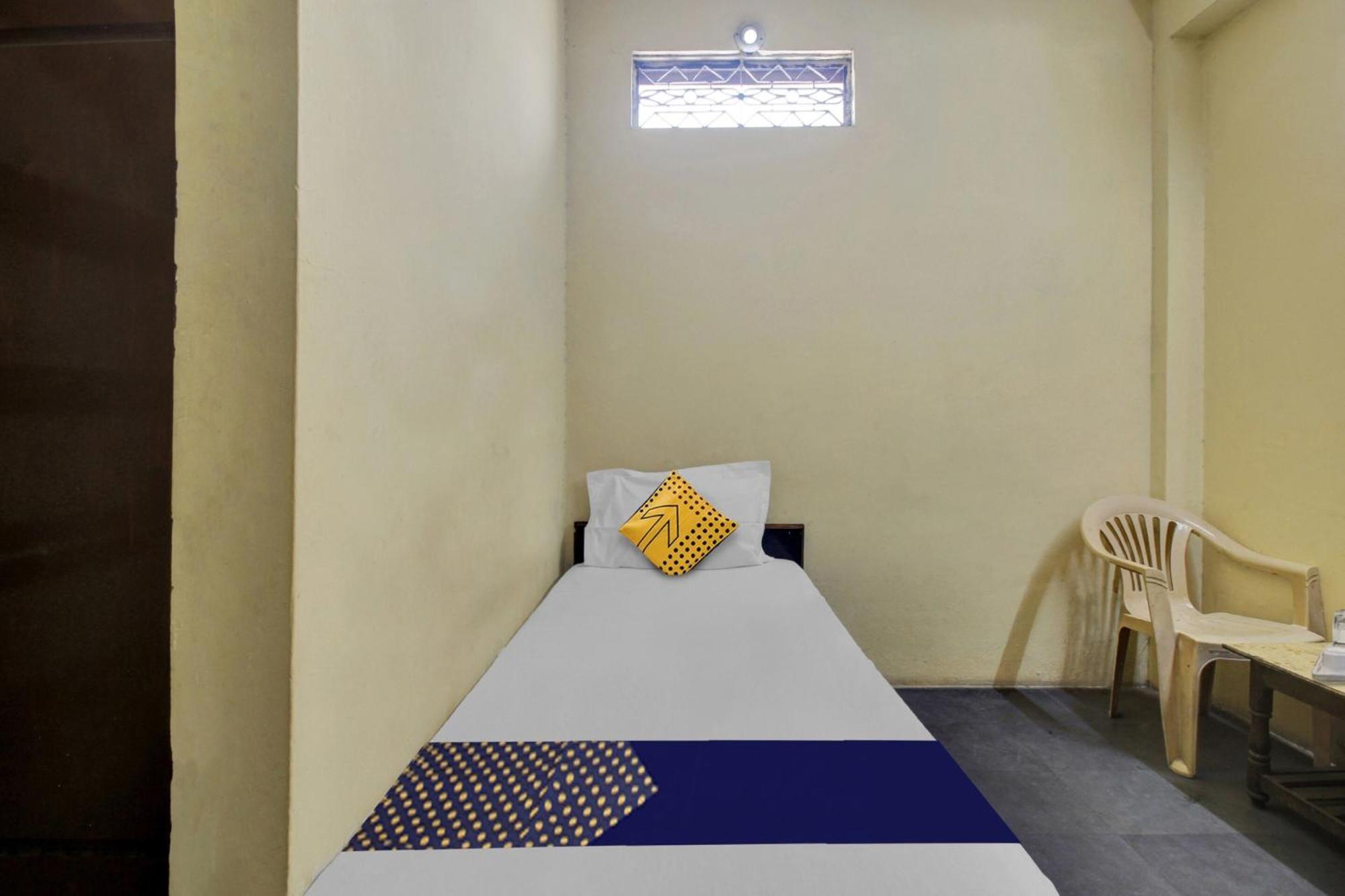 Spot On New Kaveri Hotel 3*