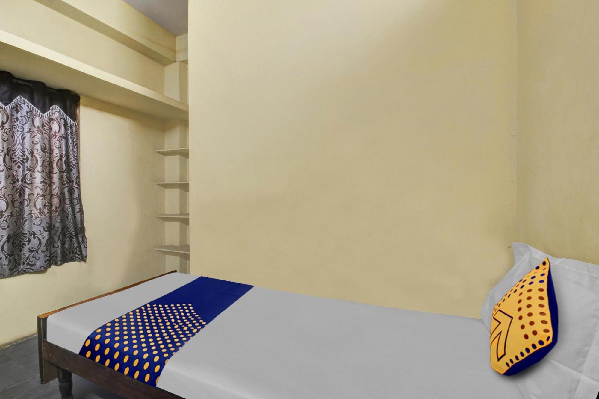 Hotel Spot On New Kaveri Hyderabad