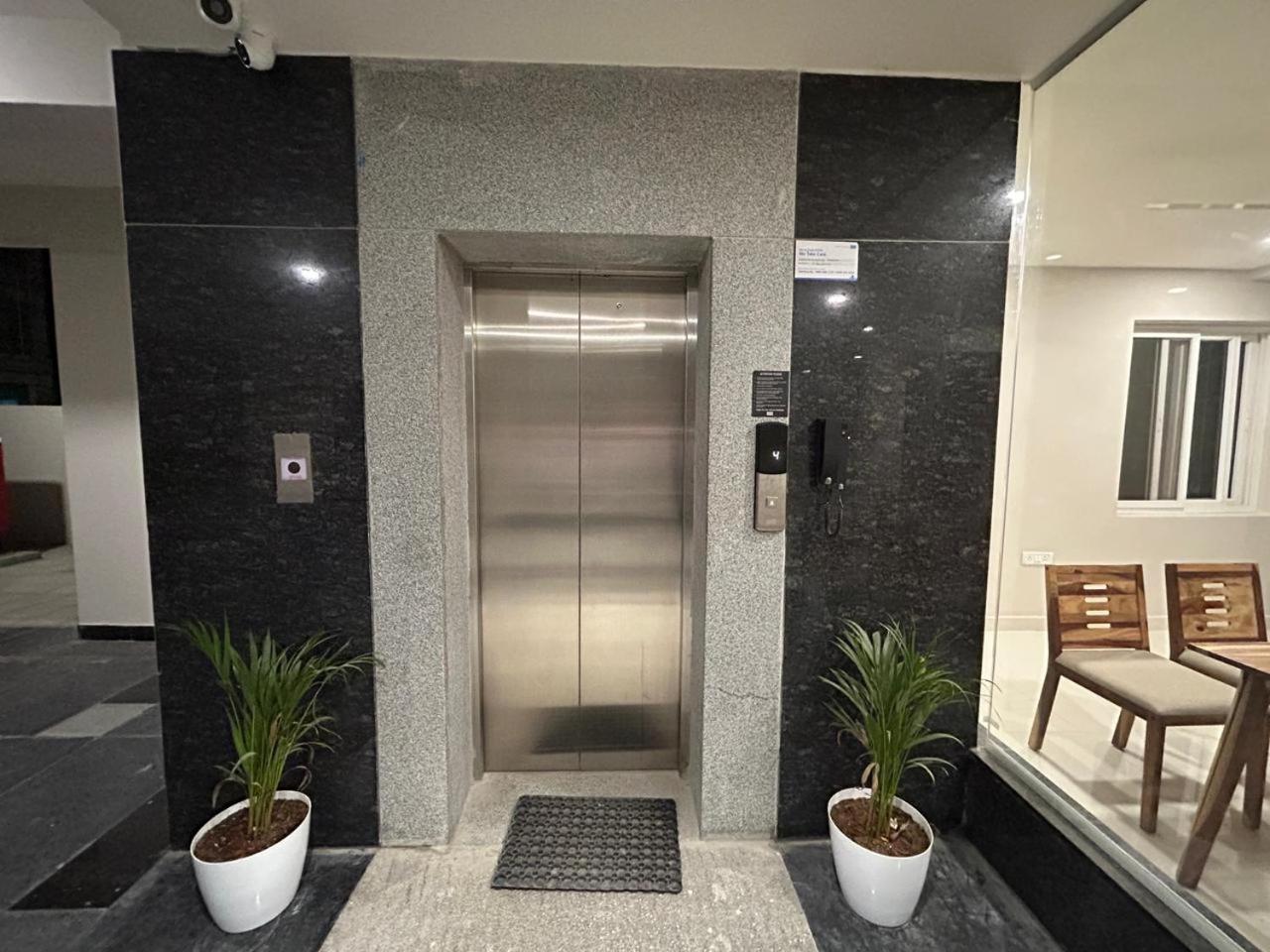 Nectar Living - Iris Hotel *