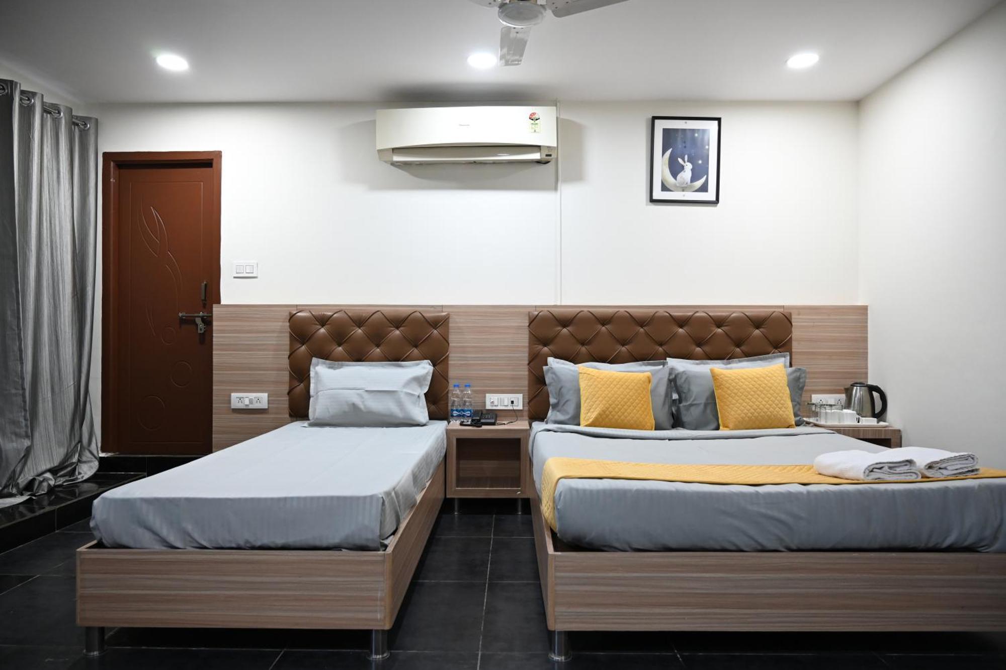 Supraja Yellow Bells 3*