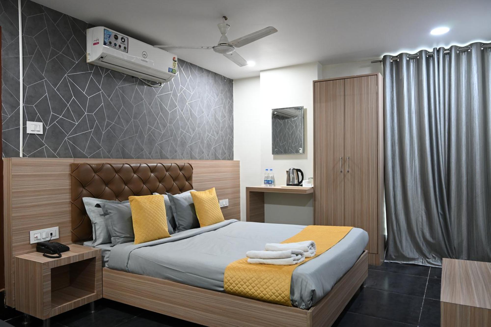 Supraja Yellow Bells 3* Hyderabad
