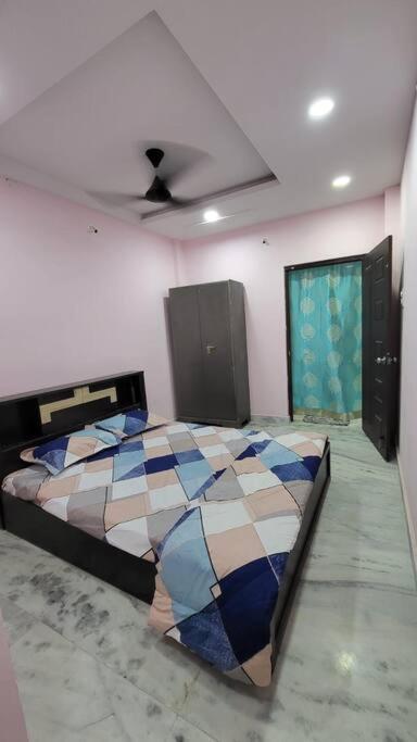 Paramount Cozy * Hyderabad