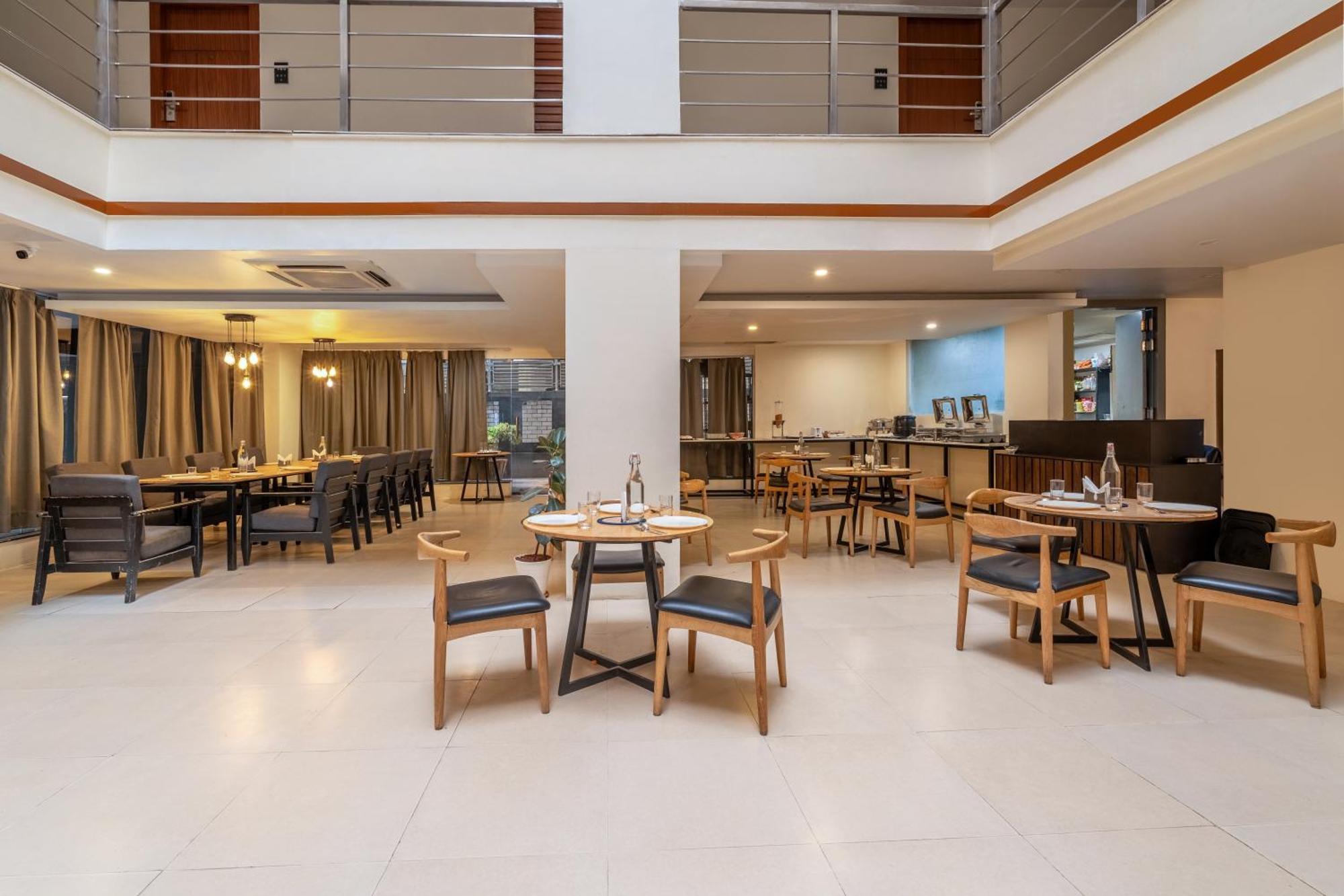 Hotel Monday Hitec Hyderabad