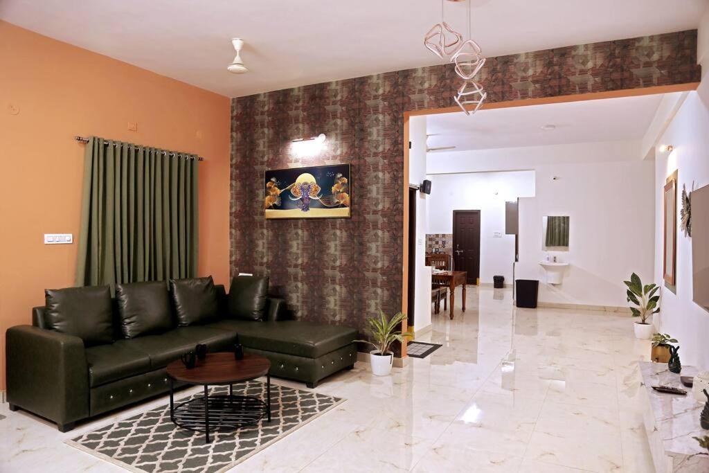 Apartment Veetil -3bhk A/c, Kukatpally, *