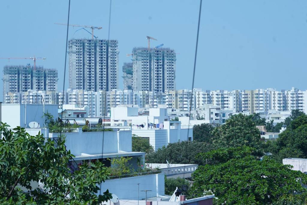 Apartment Veetil -3bhk A/c, Kukatpally,
