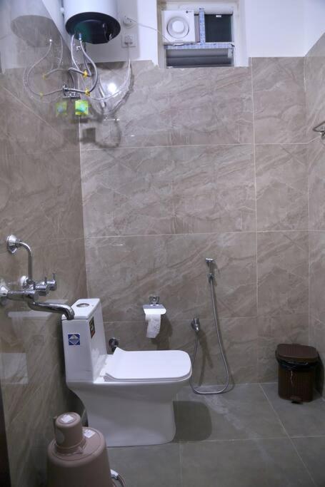 Veetil -3bhk A/c, Kukatpally, Hyderabad