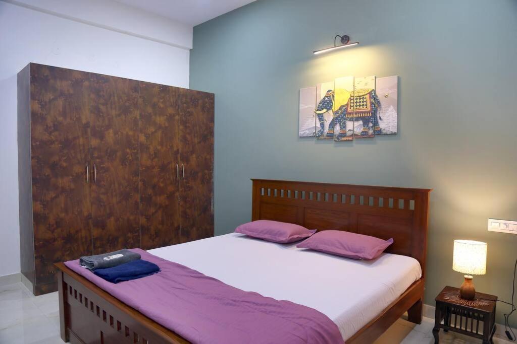 Apartment Veetil -3bhk A/c, Kukatpally, Hyderabad