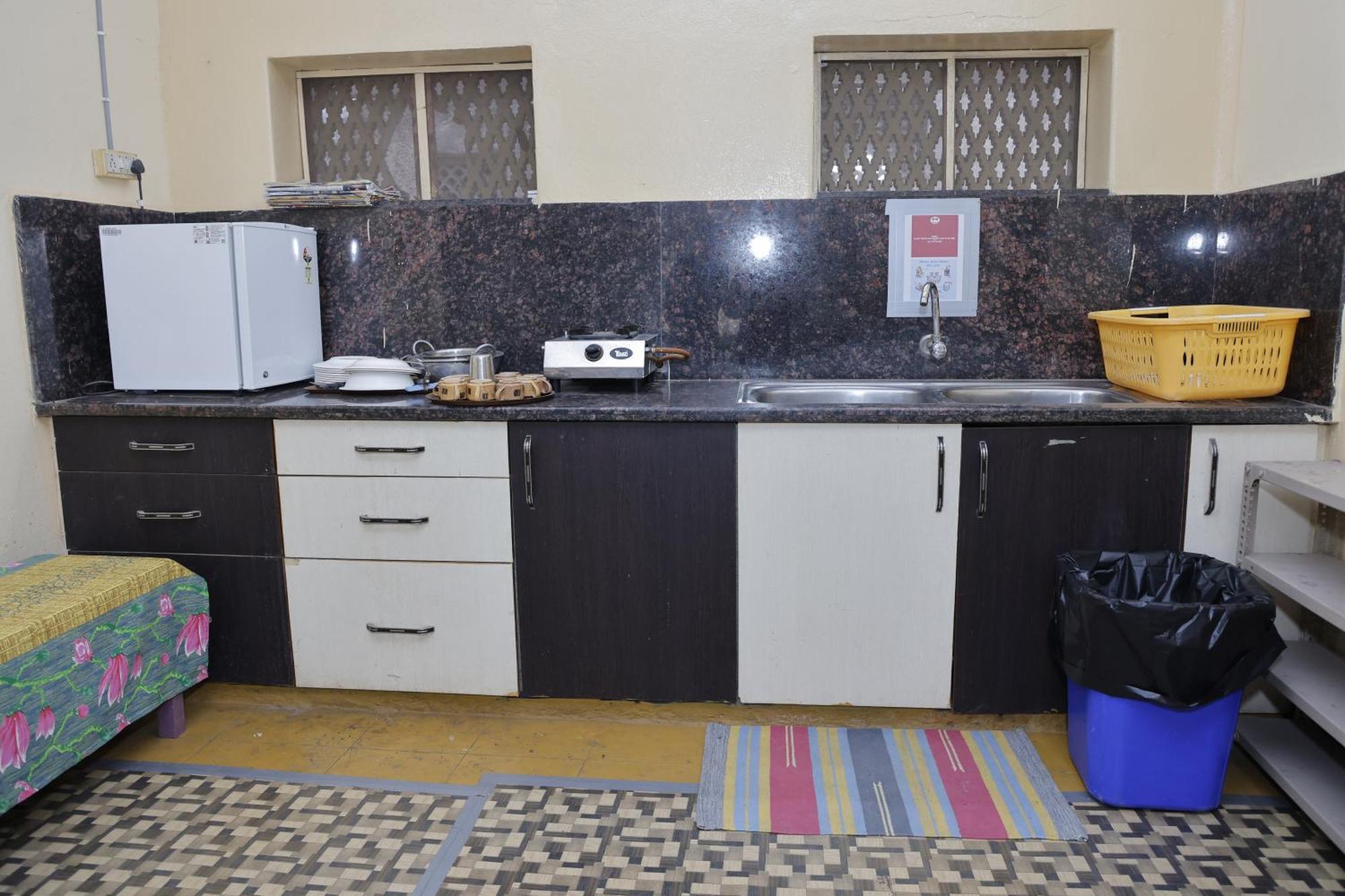 Apartamento 1 For 4 Guests Or 2 Bhk For 4 To 10 Guests With Ac For Families *