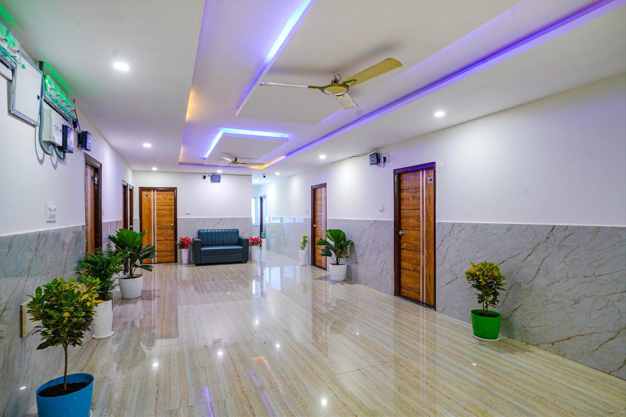 Fabhotel Cozy Hotel 3*