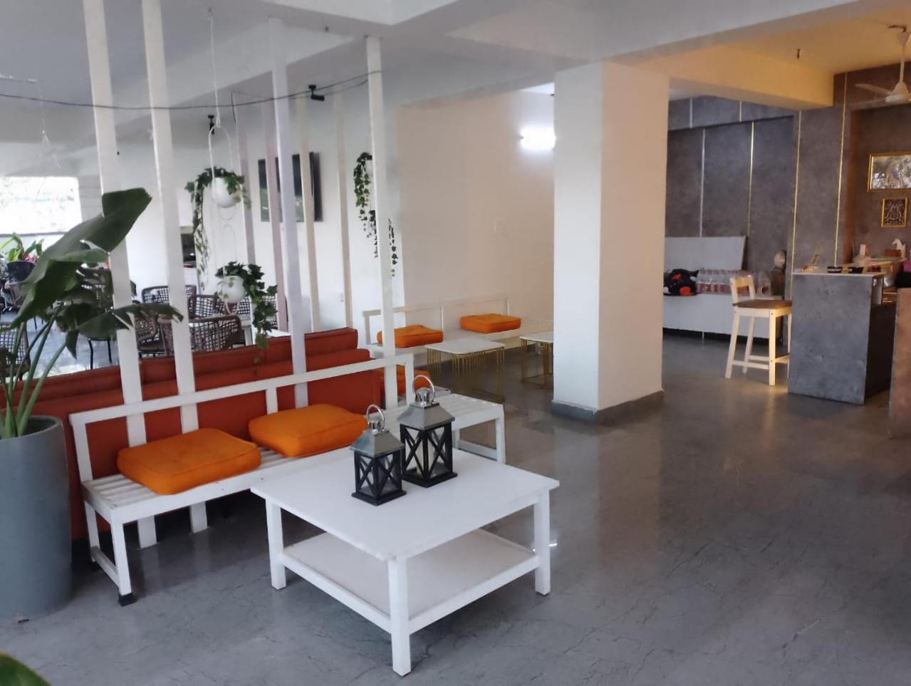 The Embassy 3* Hyderabad