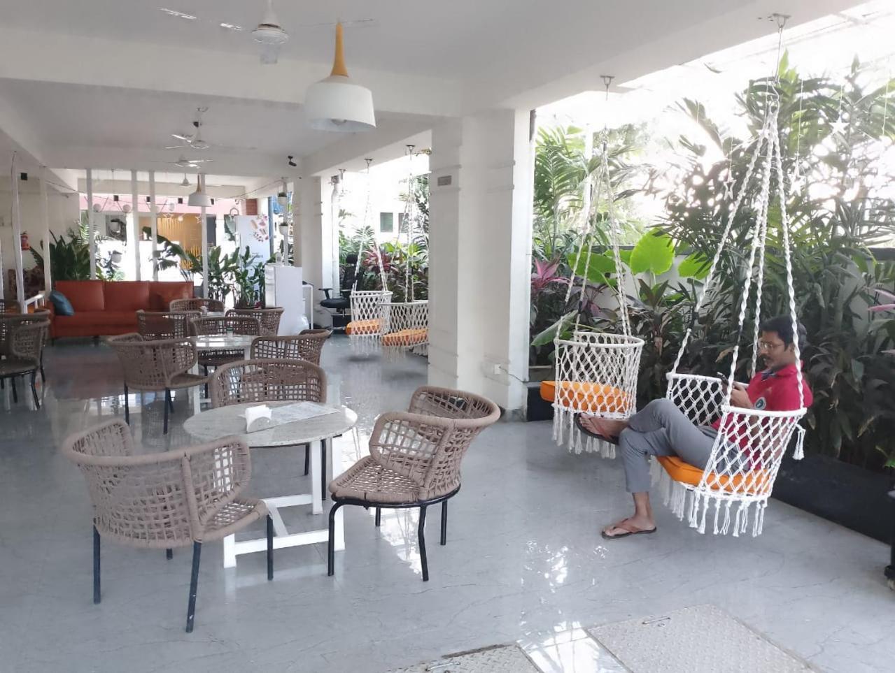 The Embassy 3* Hyderabad