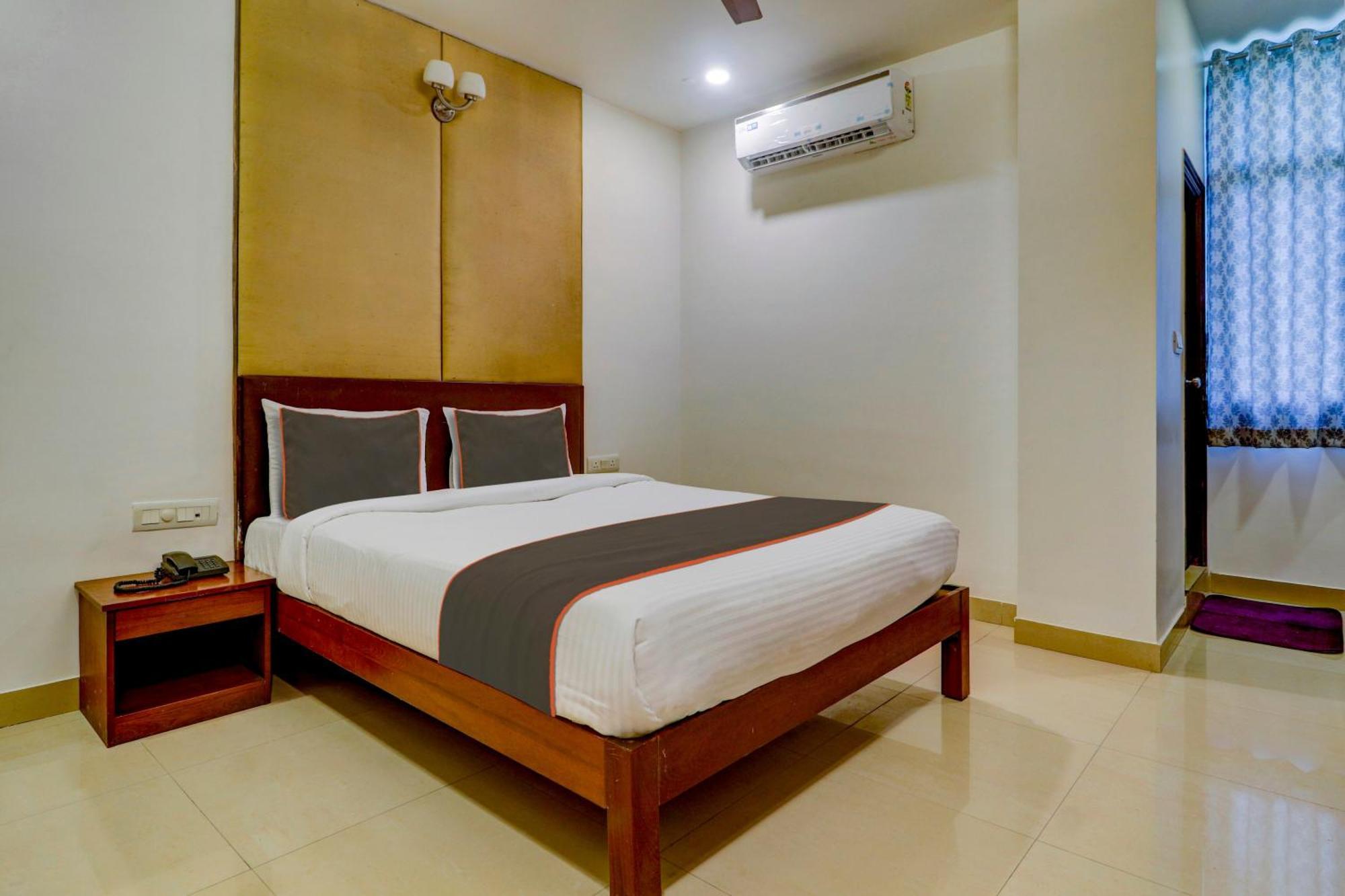 Hotel Capital O Qualia Heights Madhapur Beside Cyber Tower