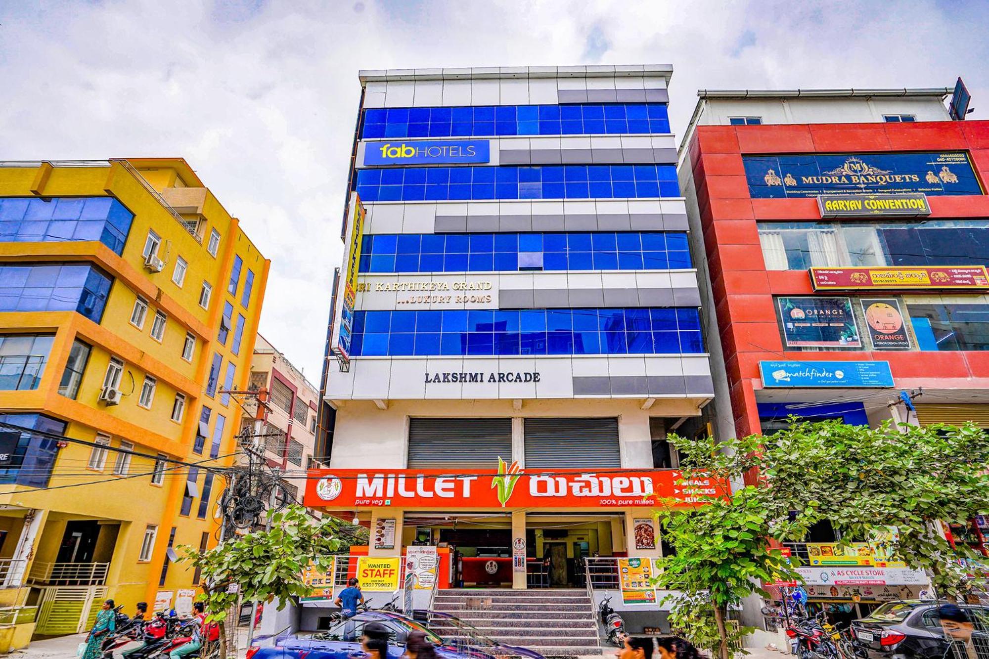 Fabhotel Sri Karthikeya Grand - Nr Nexus Mall, Kukatpally 3* Hyderabad