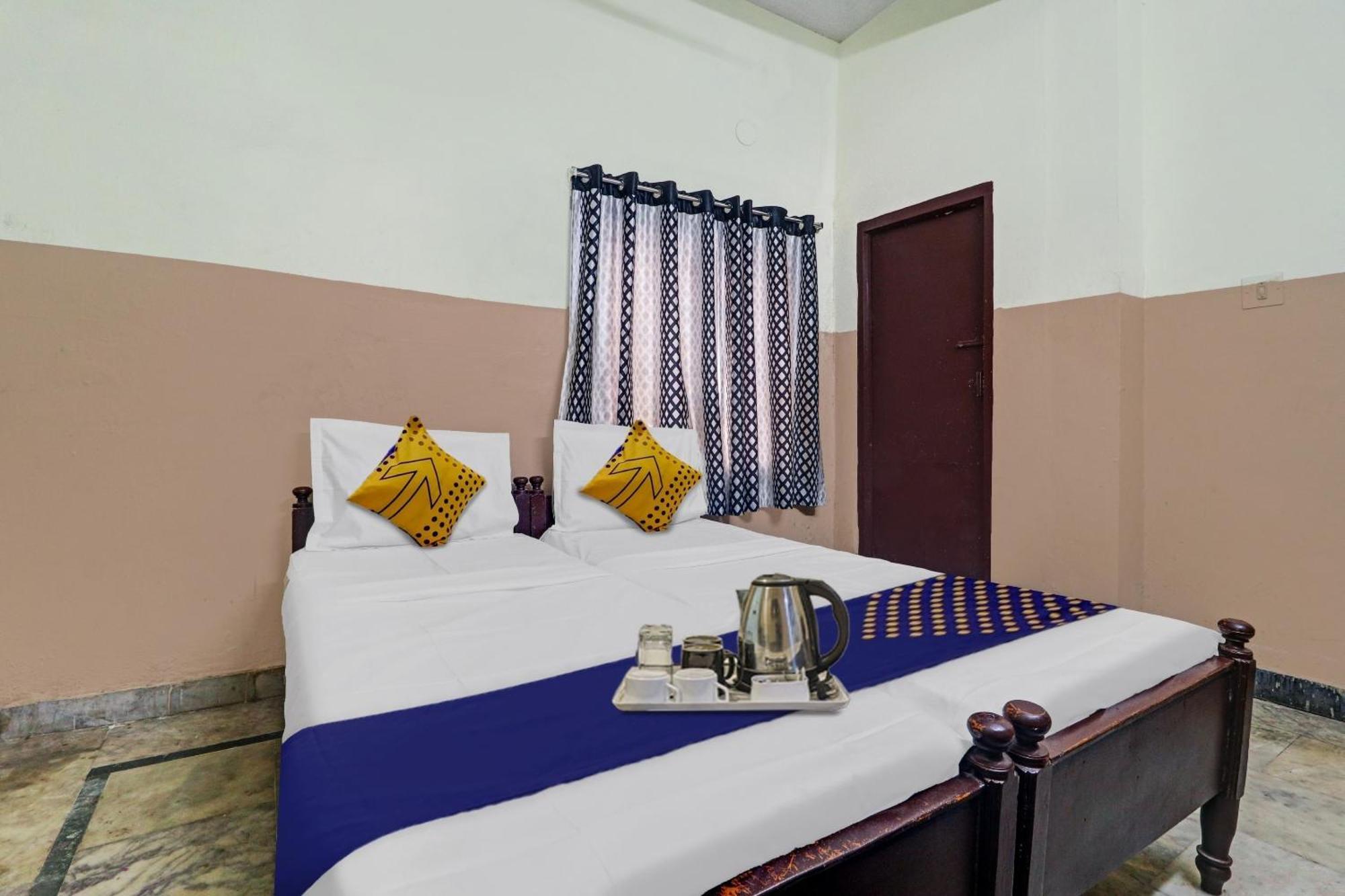 Spot On Sri Sai Lohith Near Secunderabad Railway Station Hotel