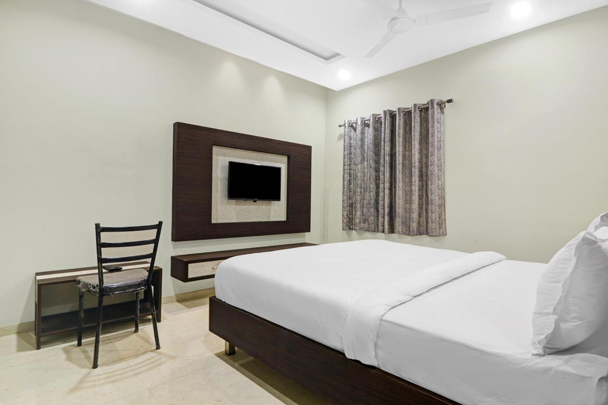 Collection O Panchavati Grand Hotel 3*