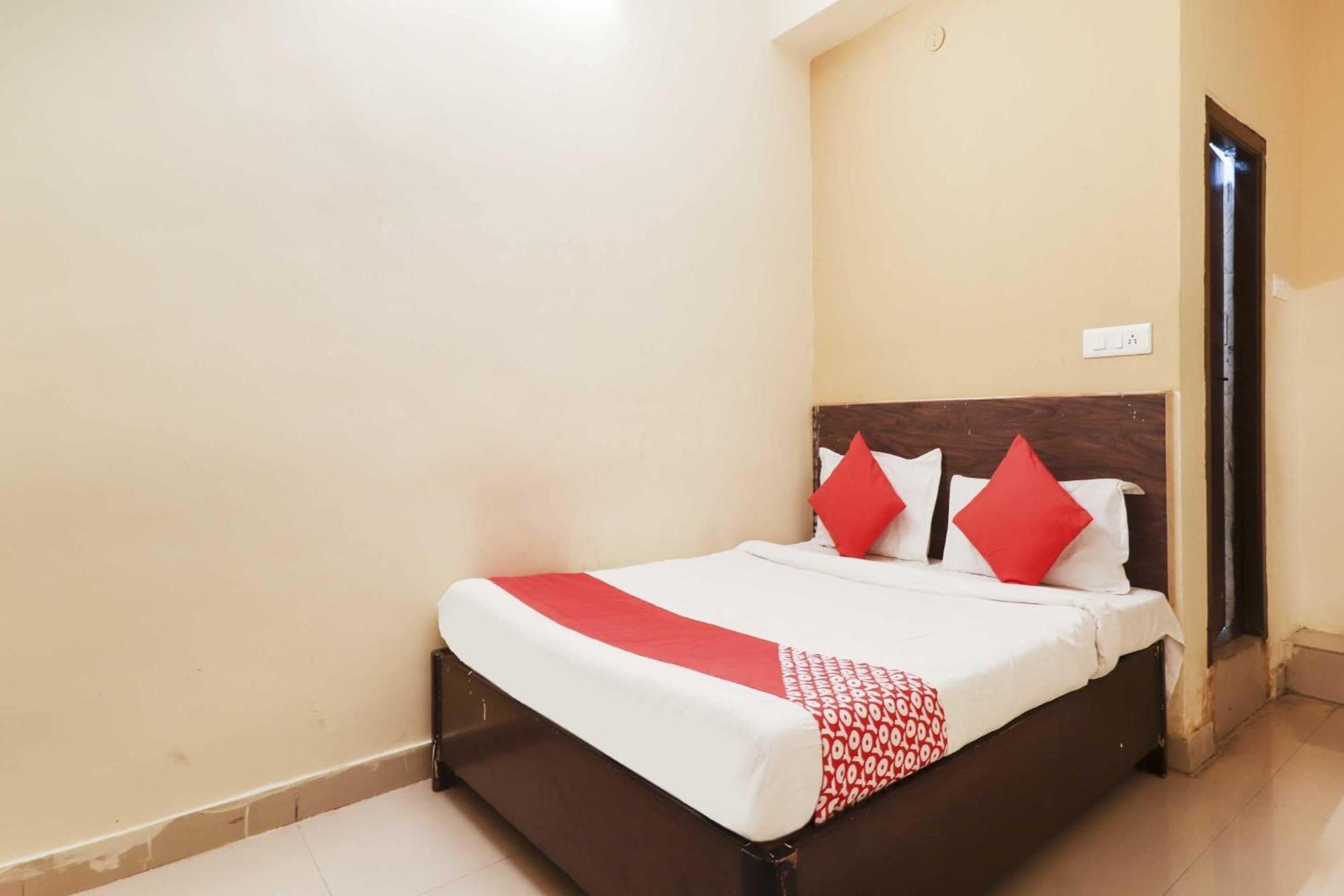 O Sai Pariwar Near Snow World 4* Hyderabad