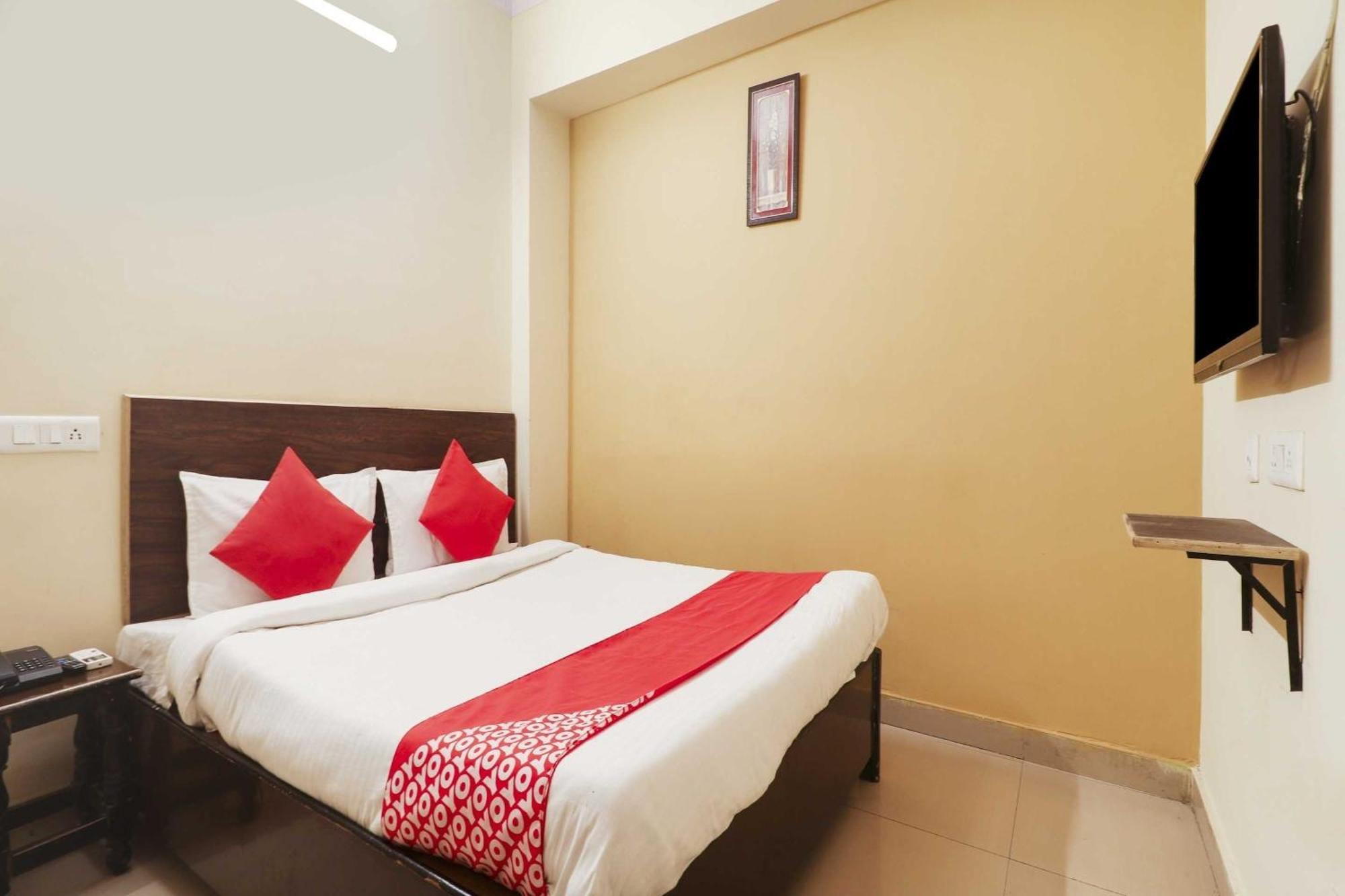 O Sai Pariwar Near Snow World 4* Hyderabad