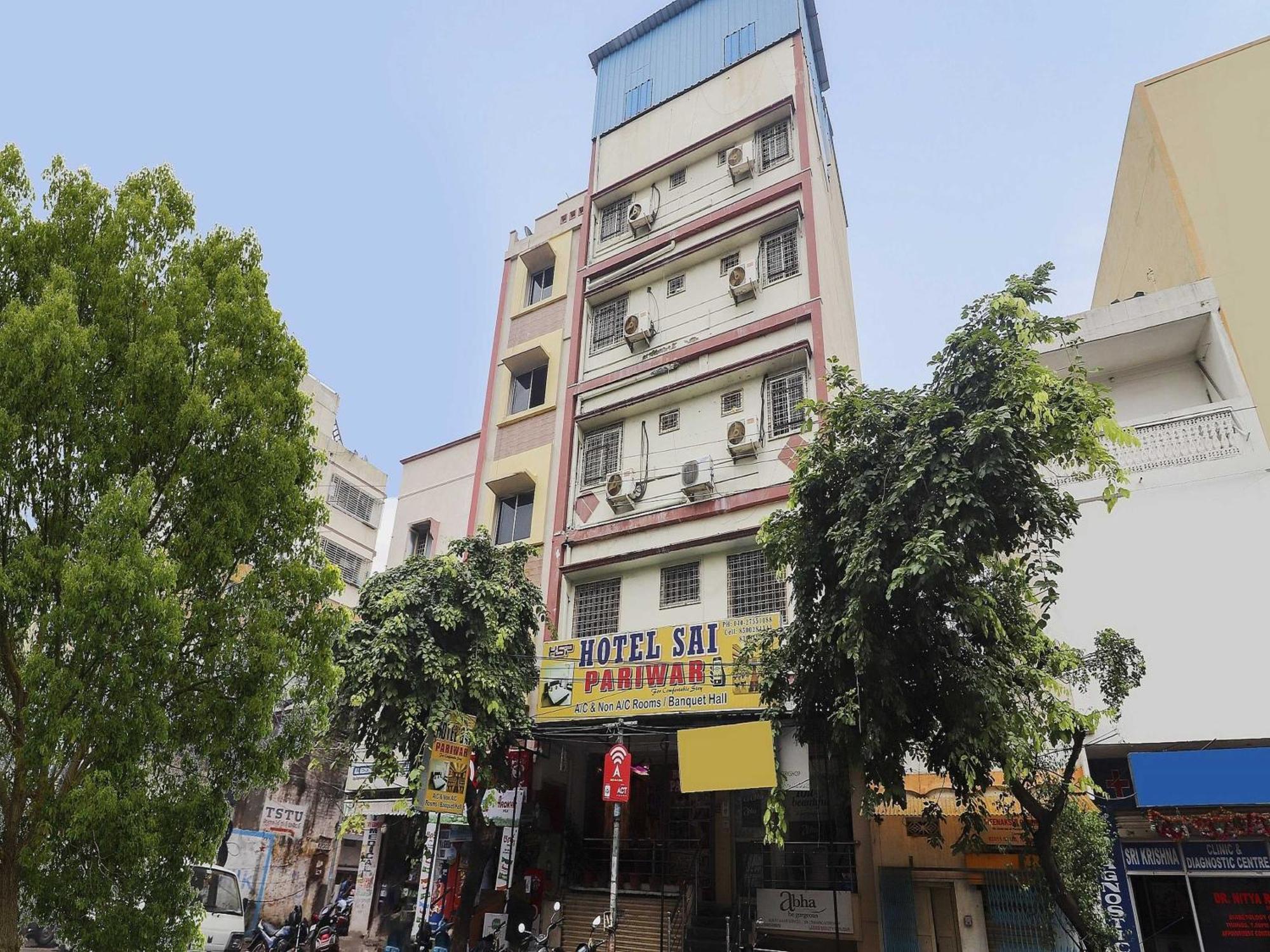 Hotel O Sai Pariwar Near Snow World Hyderabad