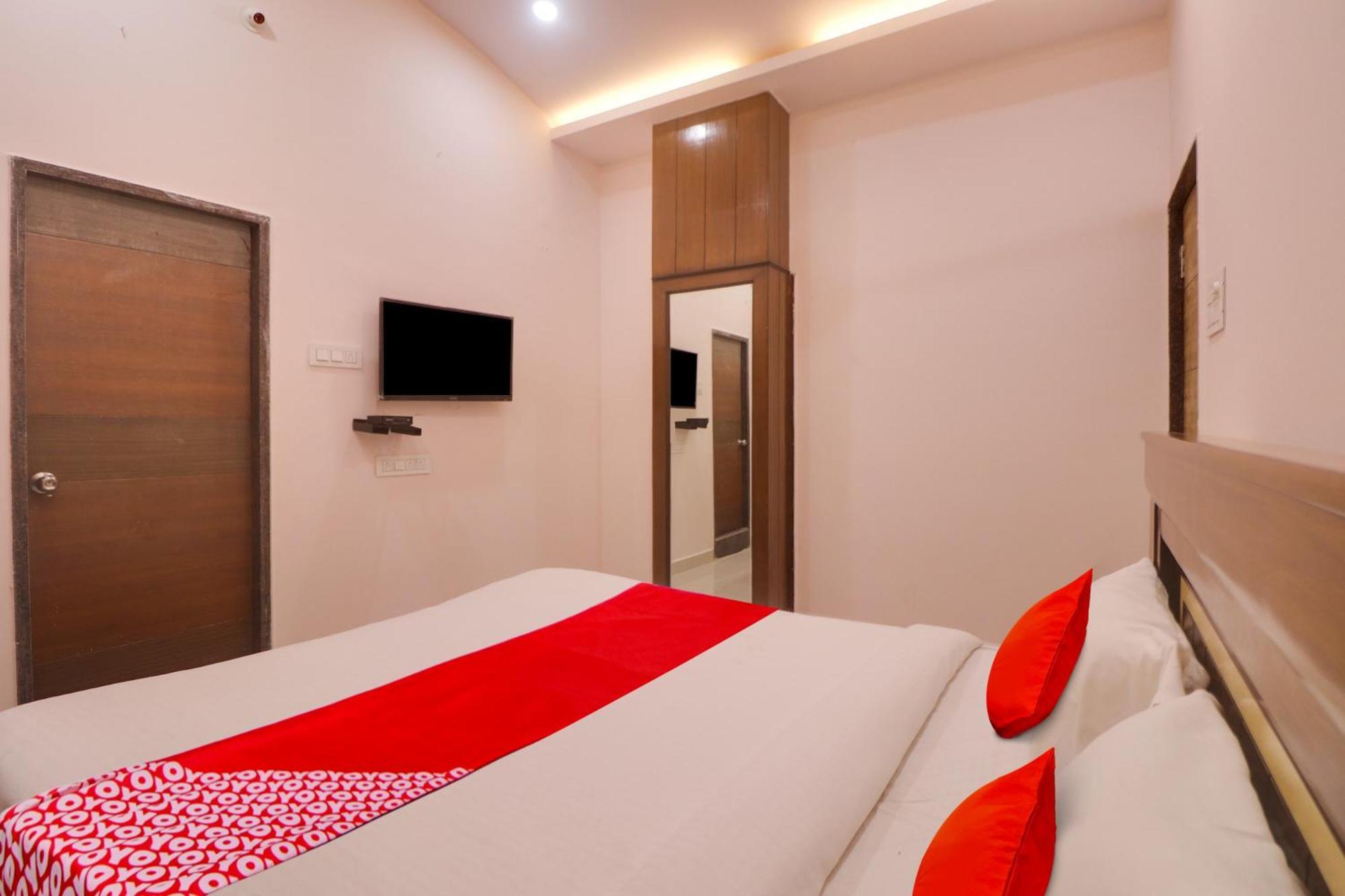 O Hanuma Resdiceny Hyderabad