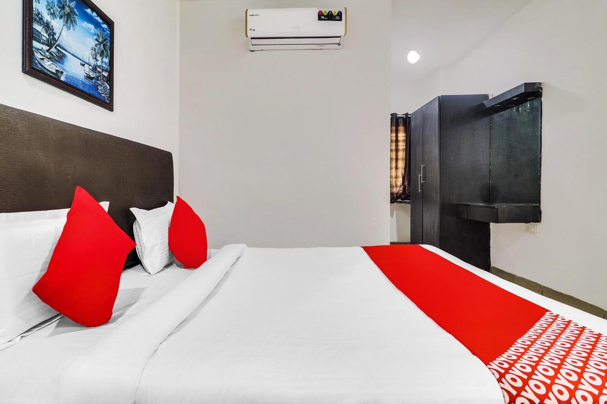 Super O Qualia Dilsukhnagar Near Dilsukhnagar Metro Station 4* Hyderabad