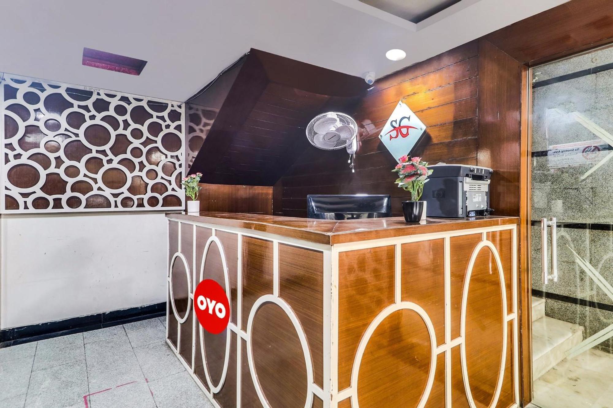 Super O Qualia Dilsukhnagar Near Dilsukhnagar Metro Station 4*