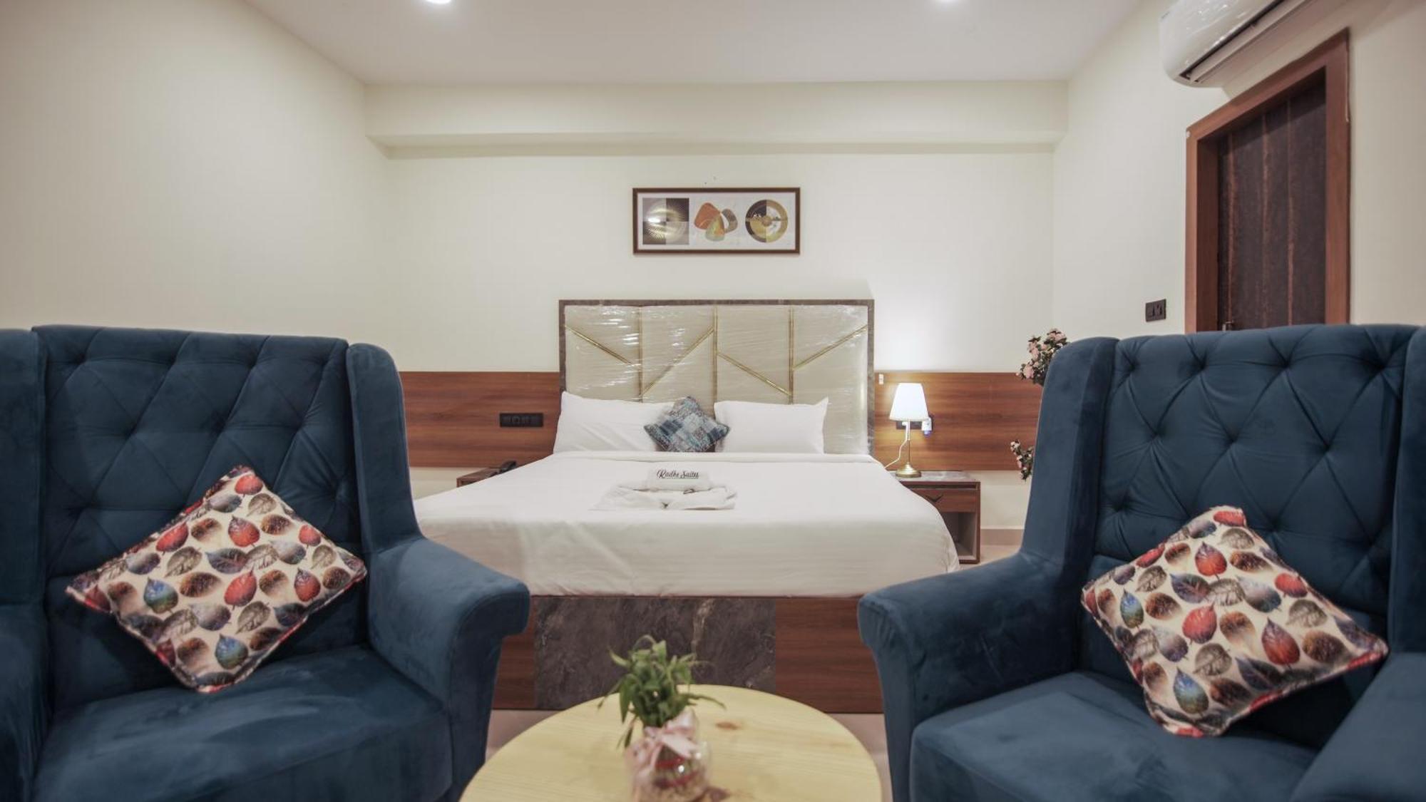Radhe Hotel