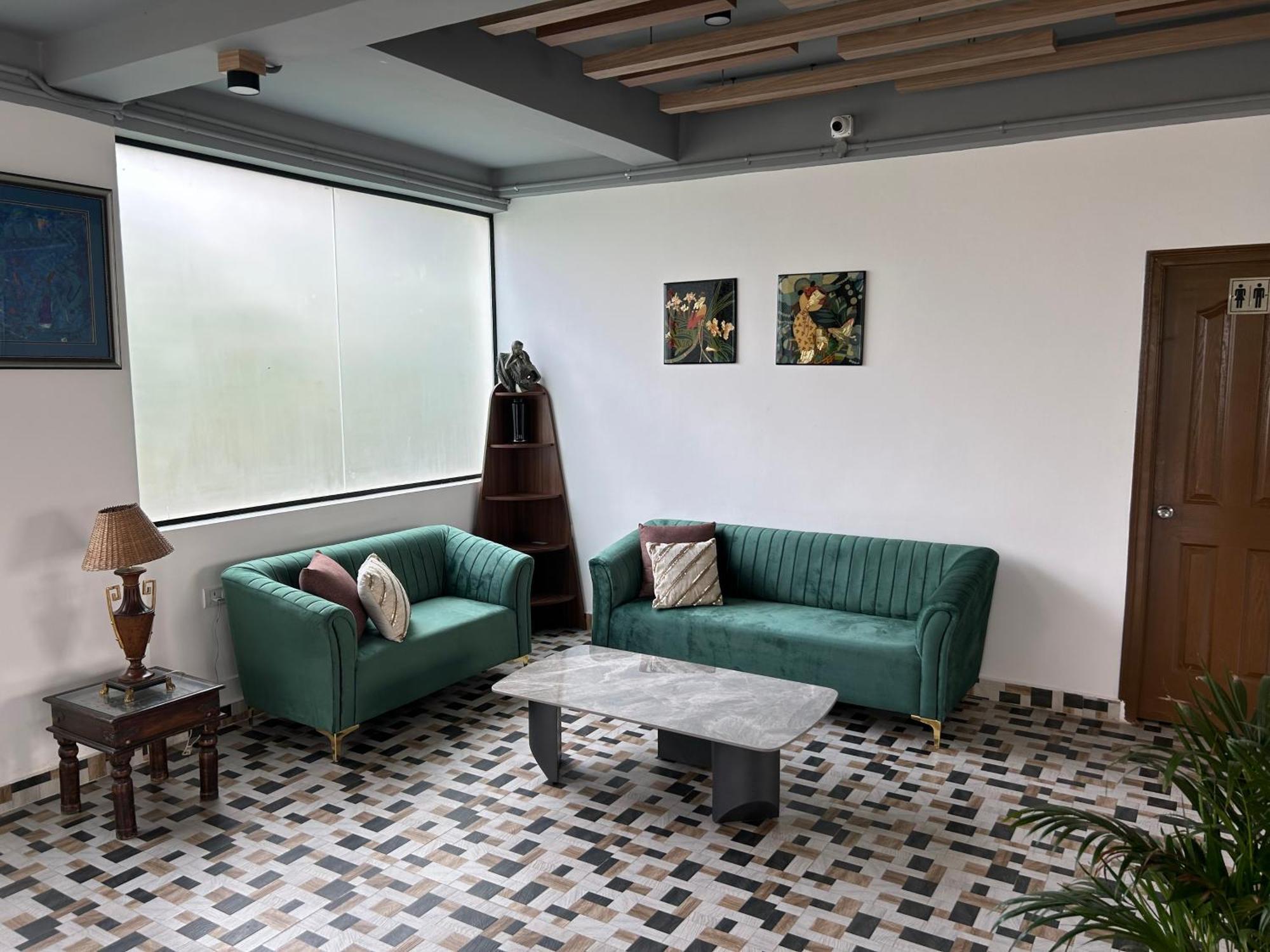Palladium Luxury Financial District Unit I