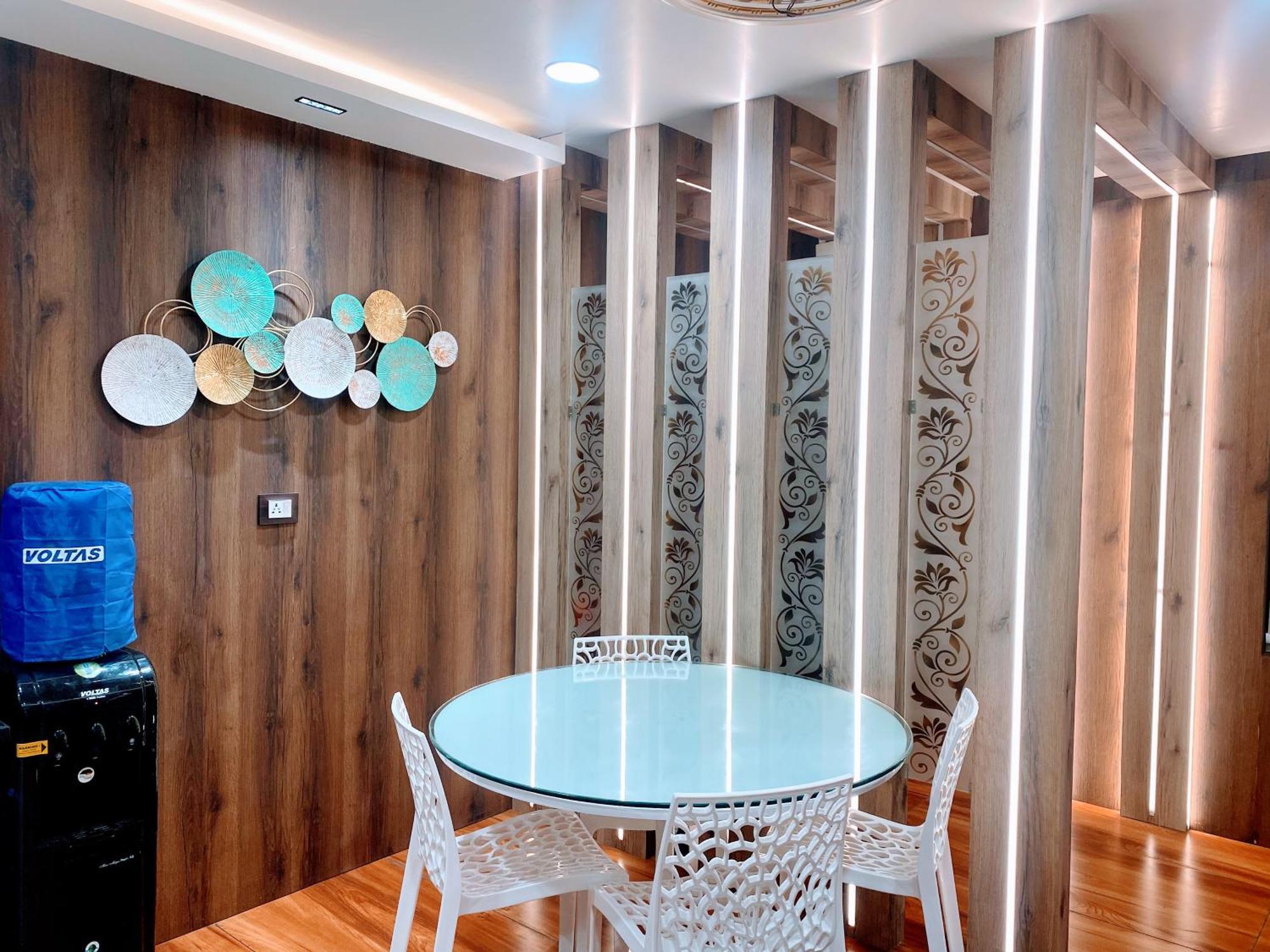 Bms - 2 Bhk Lux Ac Only For Family's *