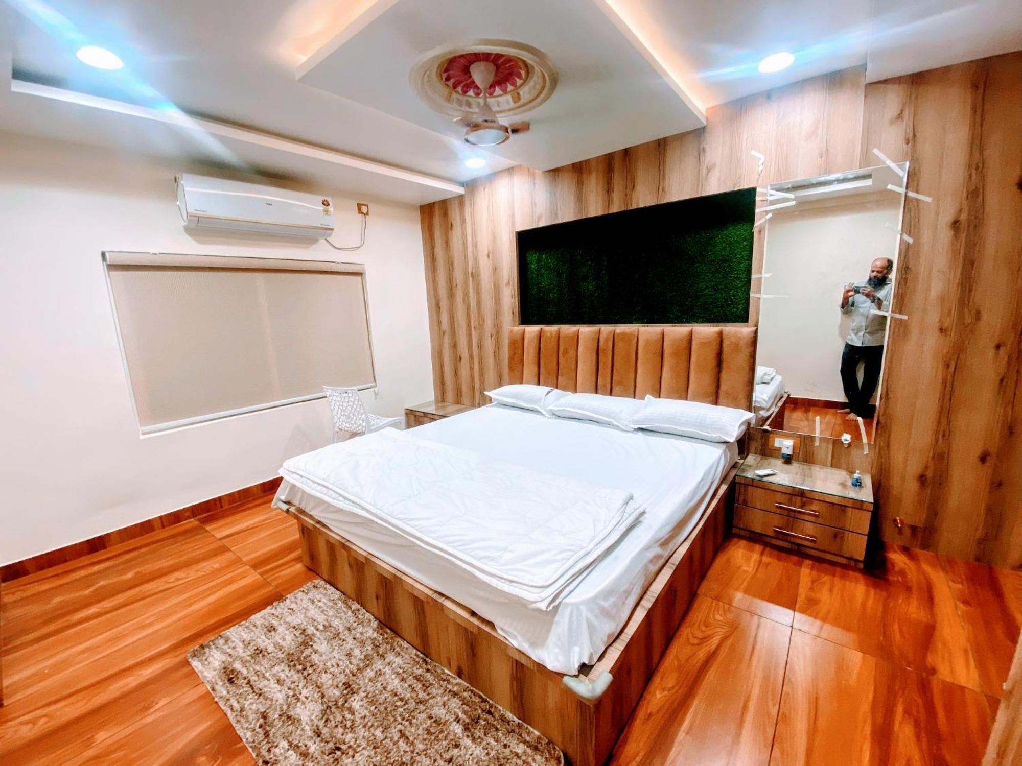 Bms - 2 Bhk Lux Ac Only For Family's *
