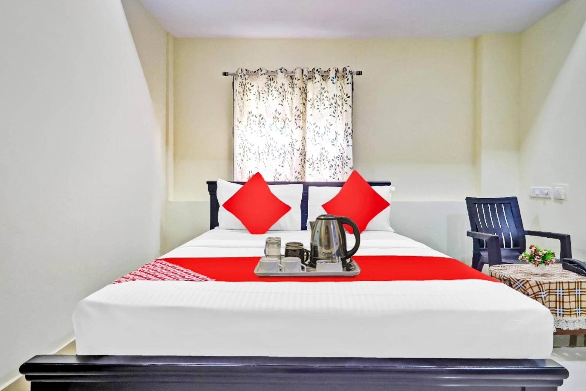 Oyo Harsha Grand Near Yashodha Hospital, Malakpet 3* Hyderabad