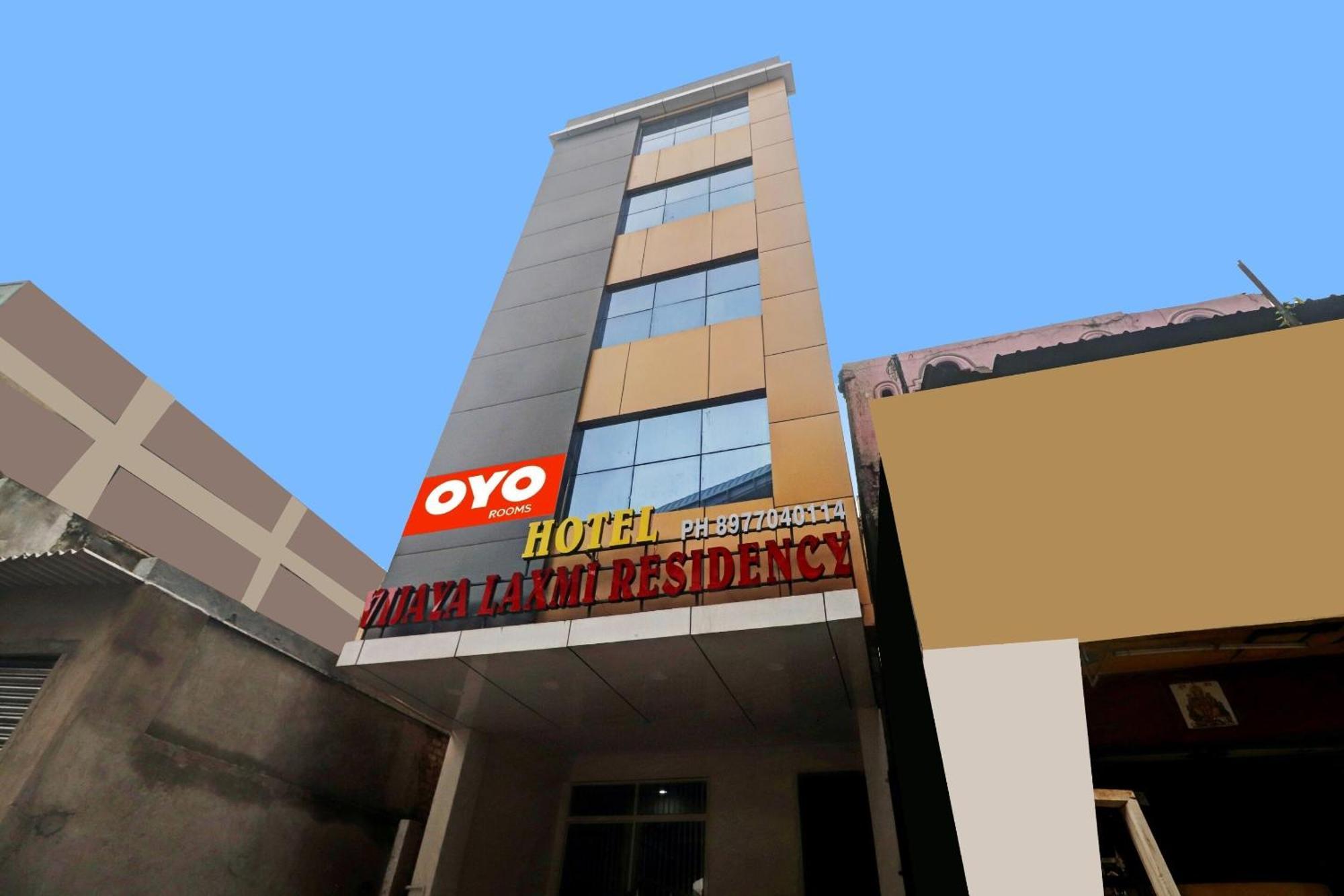 Hotel Oyo Vijay Laxmi Residency Near Erragadda Metro Station 3*