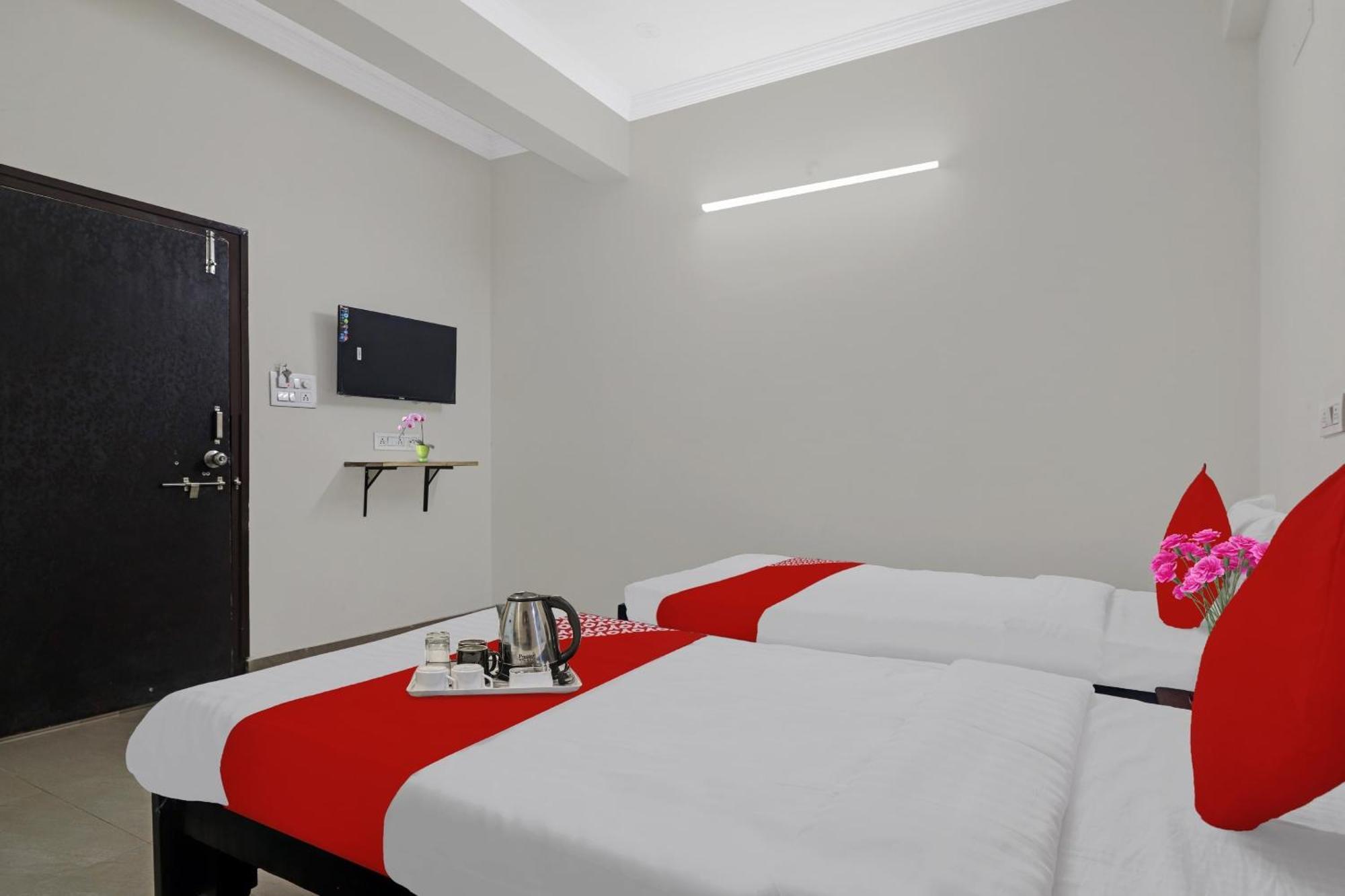 Oyo Vijay Laxmi Residency Near Erragadda Metro Station Hotel Hyderabad