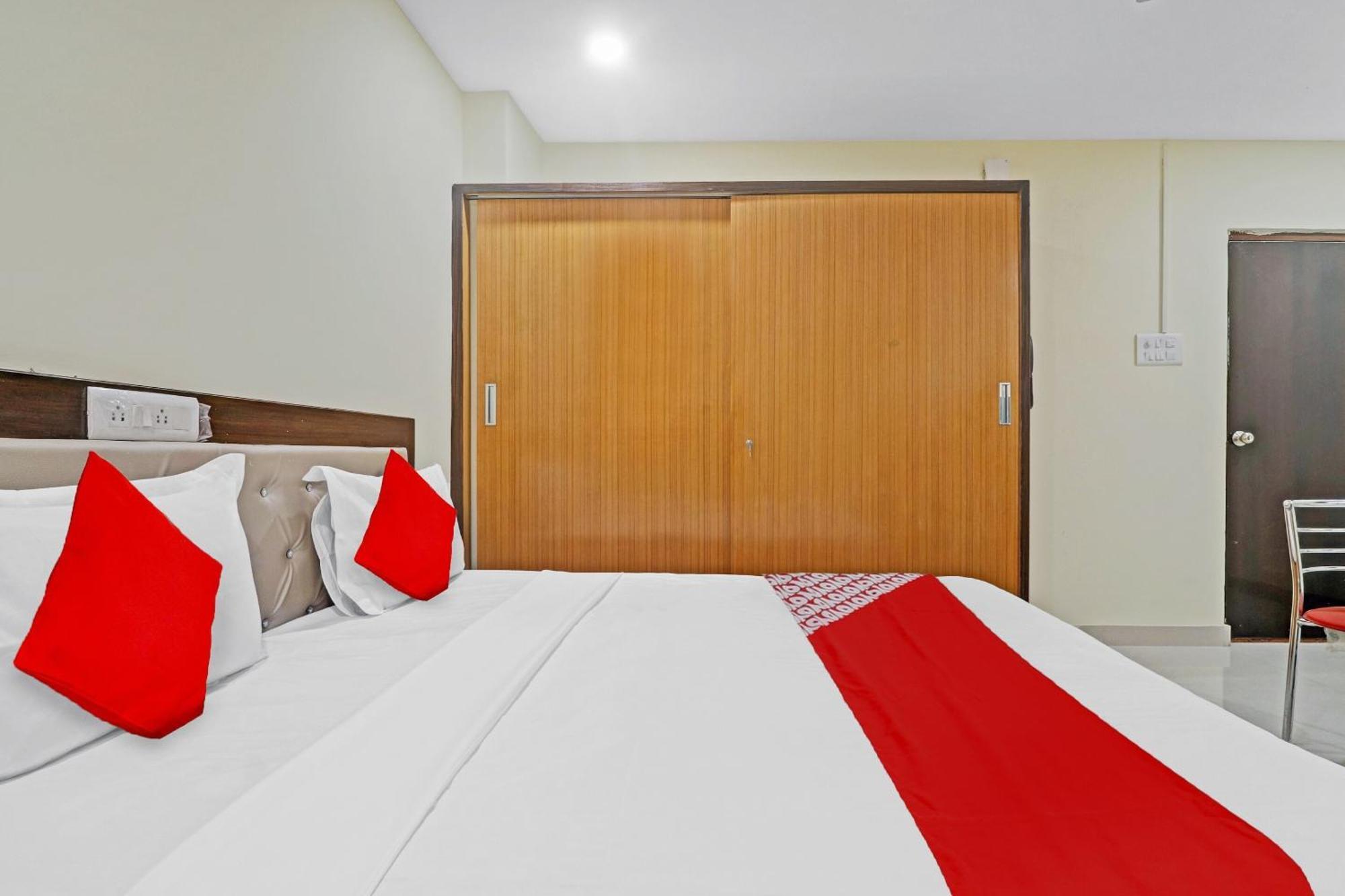 Hotel Capital O Kamakshi Hyderabad