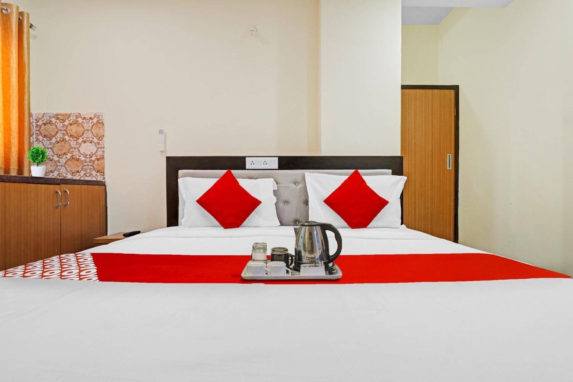 Hotel Capital O Kamakshi Hyderabad