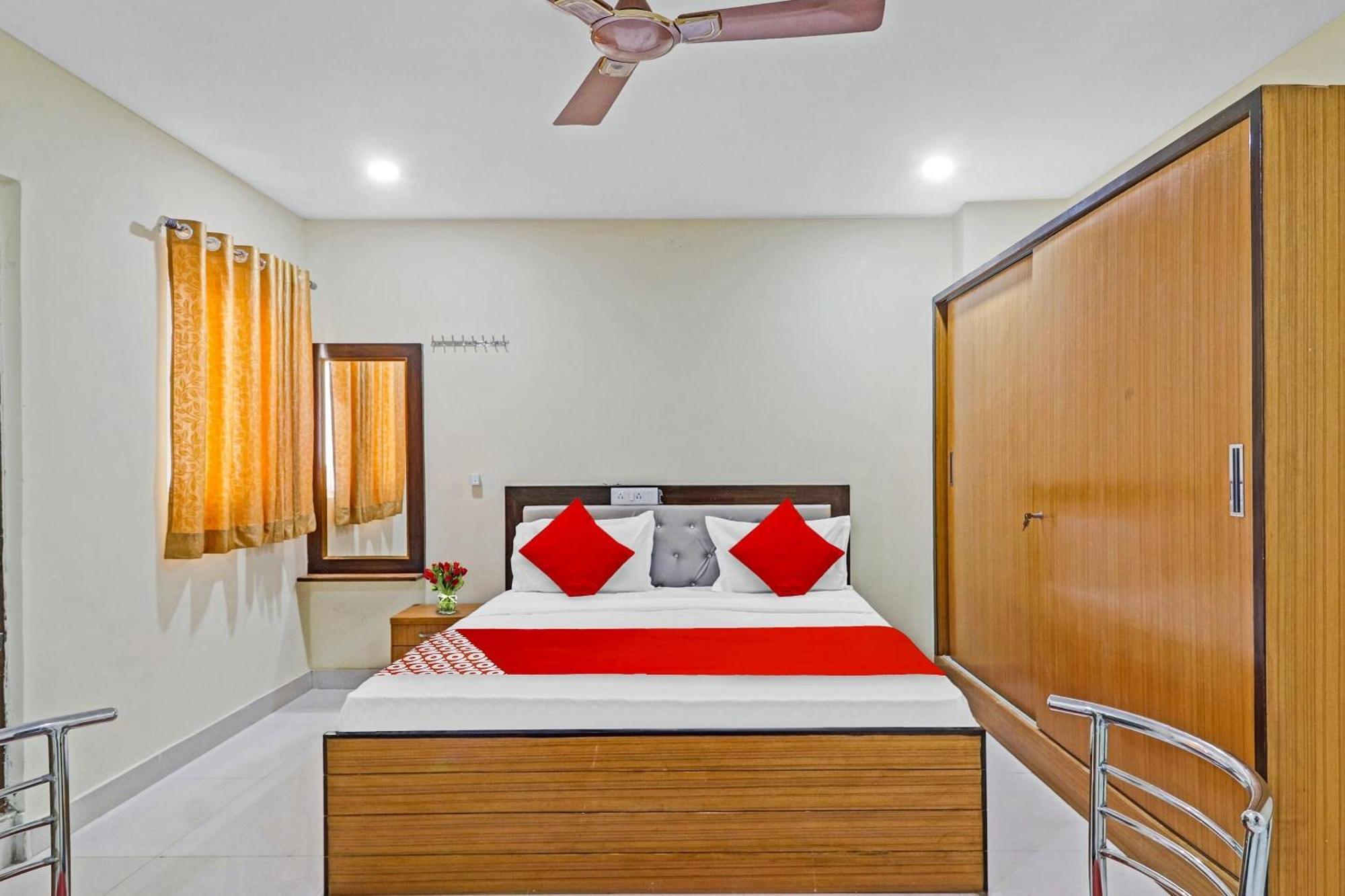 Capital O Kamakshi 3* Hyderabad