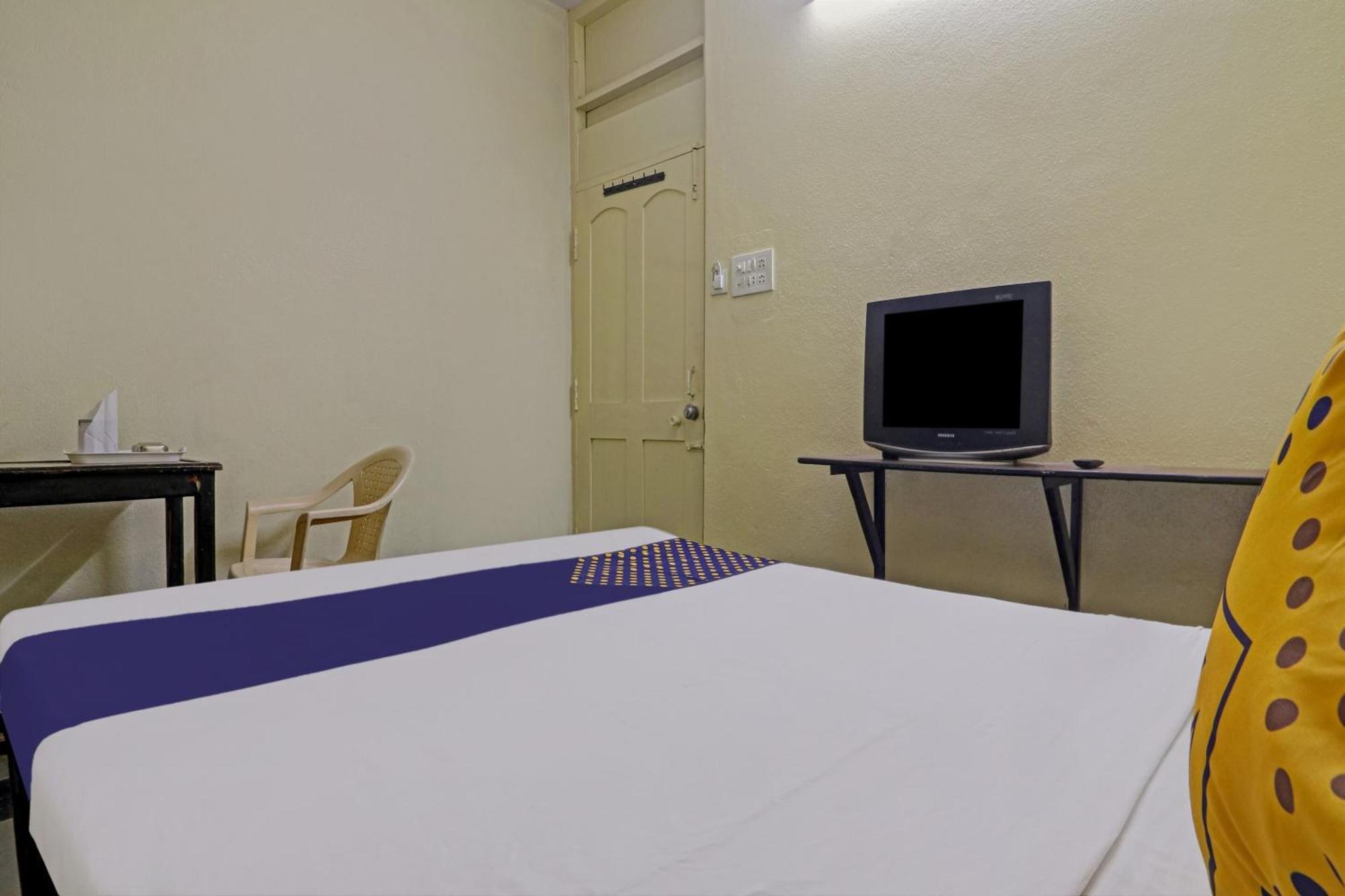 Hotel Spot On Kanha Residency Near Birla Mandir Hyderabad