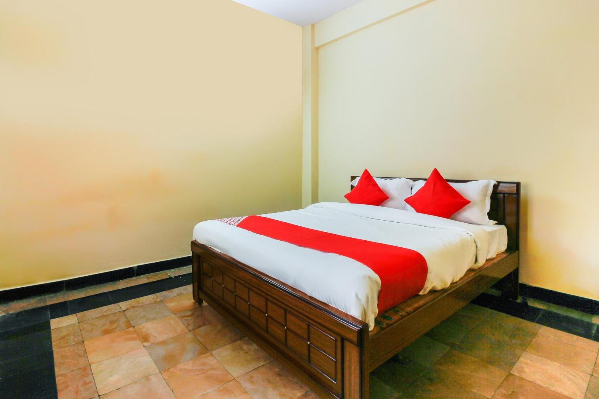 O Sai Residency Near Sr Nagar Metro Station 3*